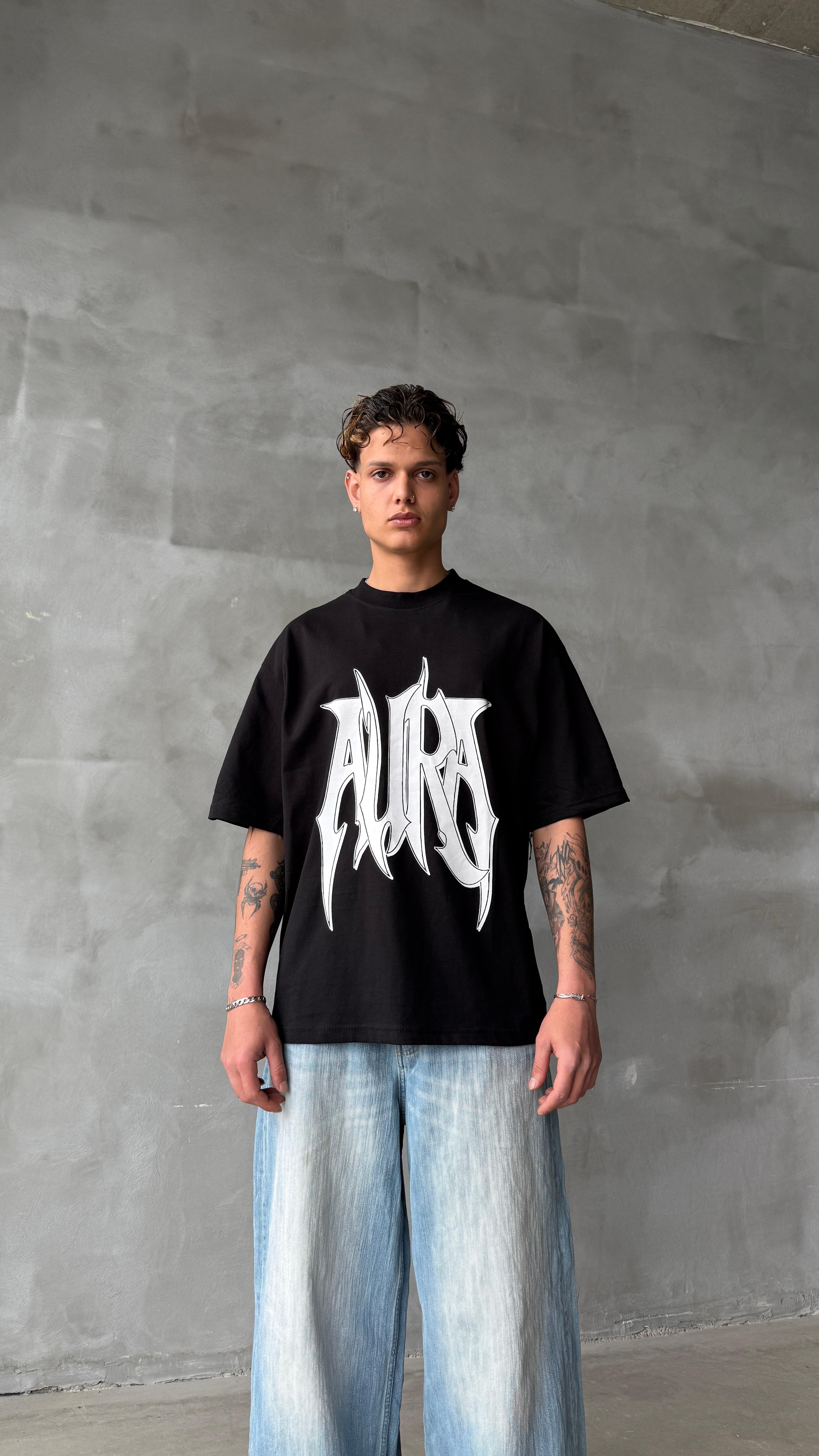 Aura Siyah Oversize Tişört 
