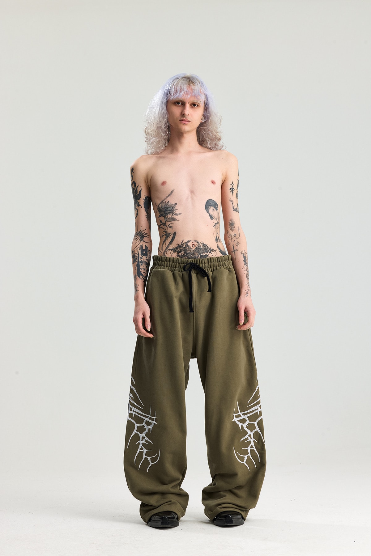 Haki Bones Nakış Detay Premium Yıkamalı Baggy Sweatpant 