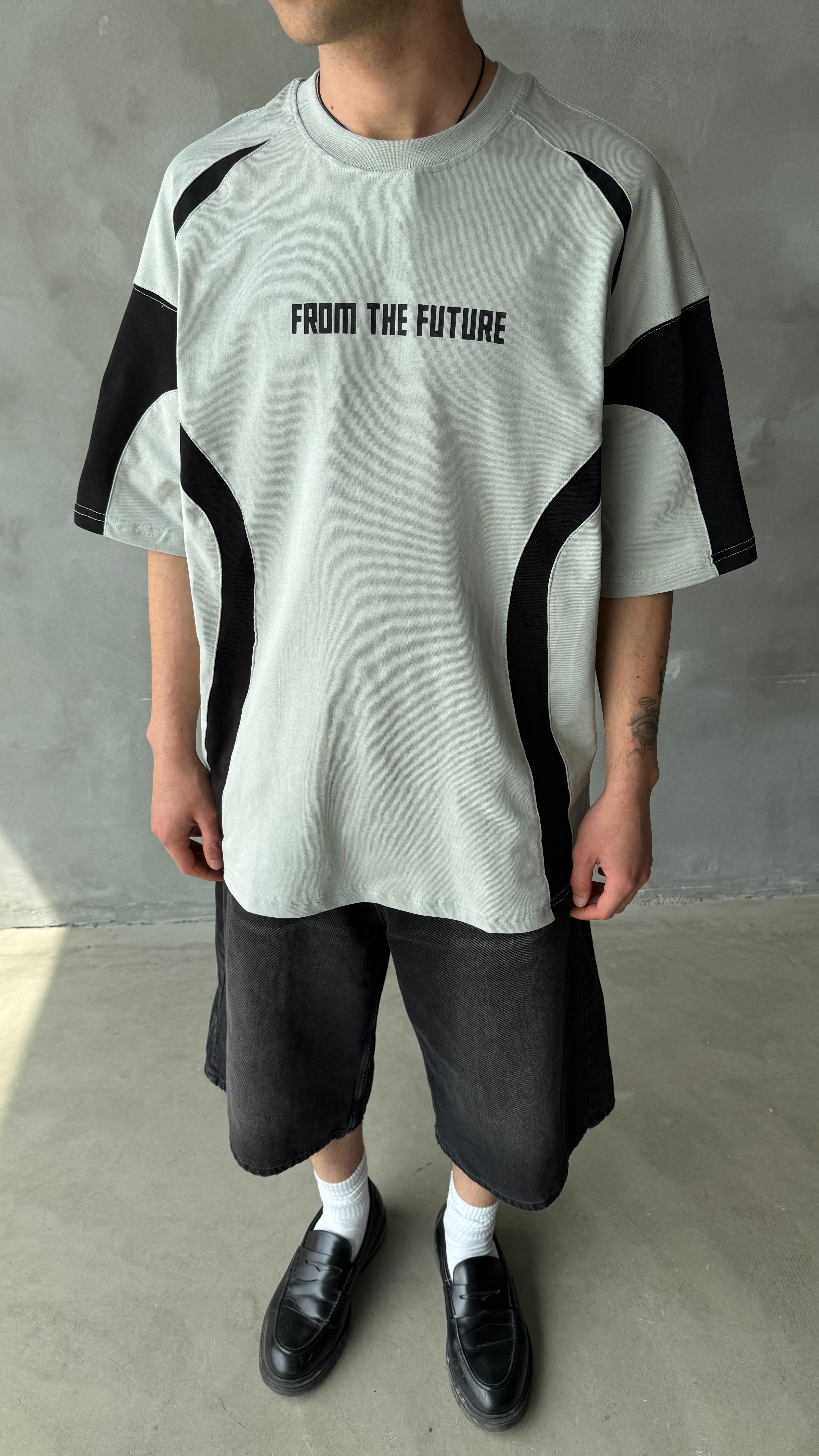 From The Future Gri Oversize Tişört 