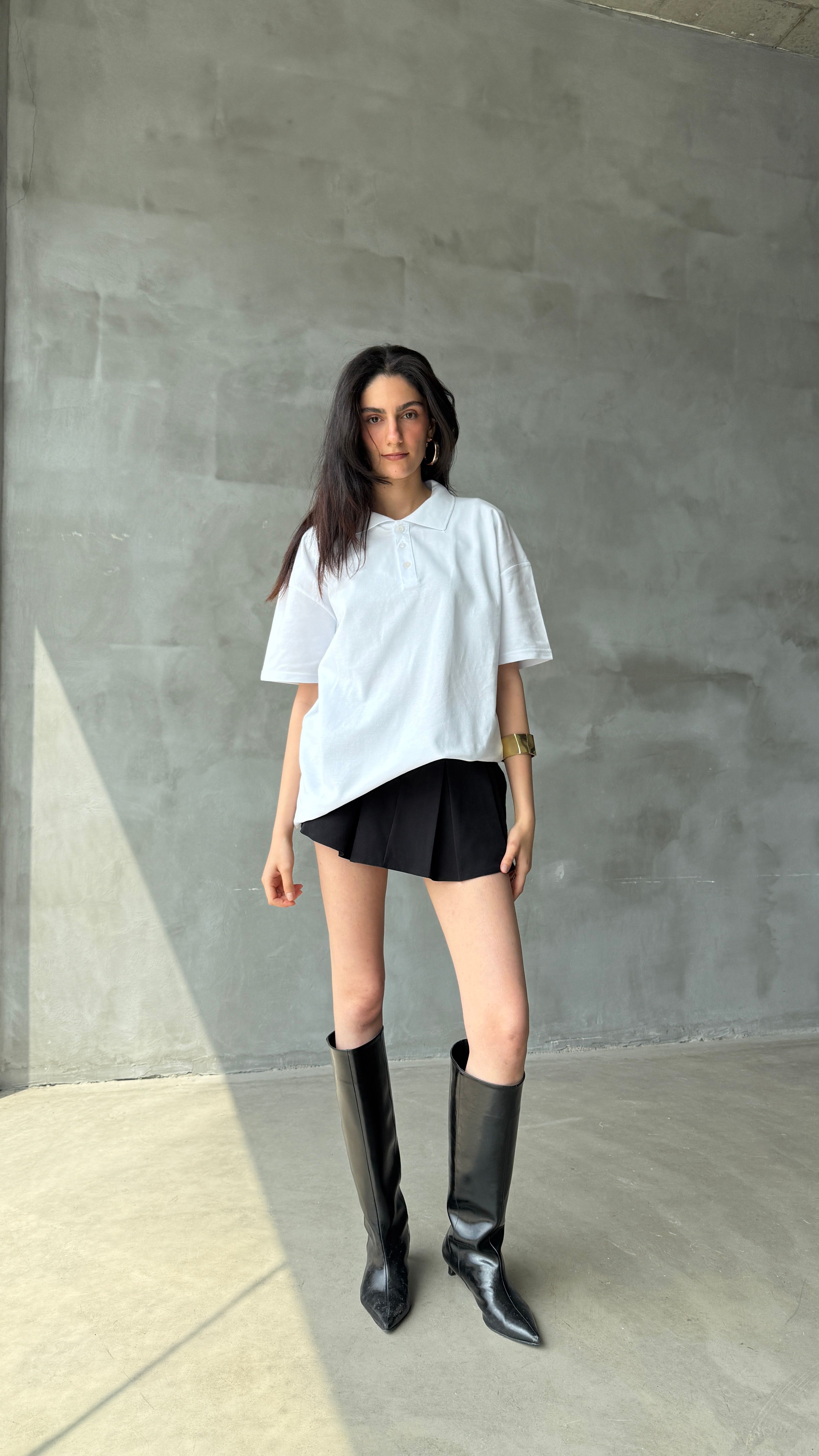 Beyaz Polo Yaka Oversize Comfort Fit Tişört 