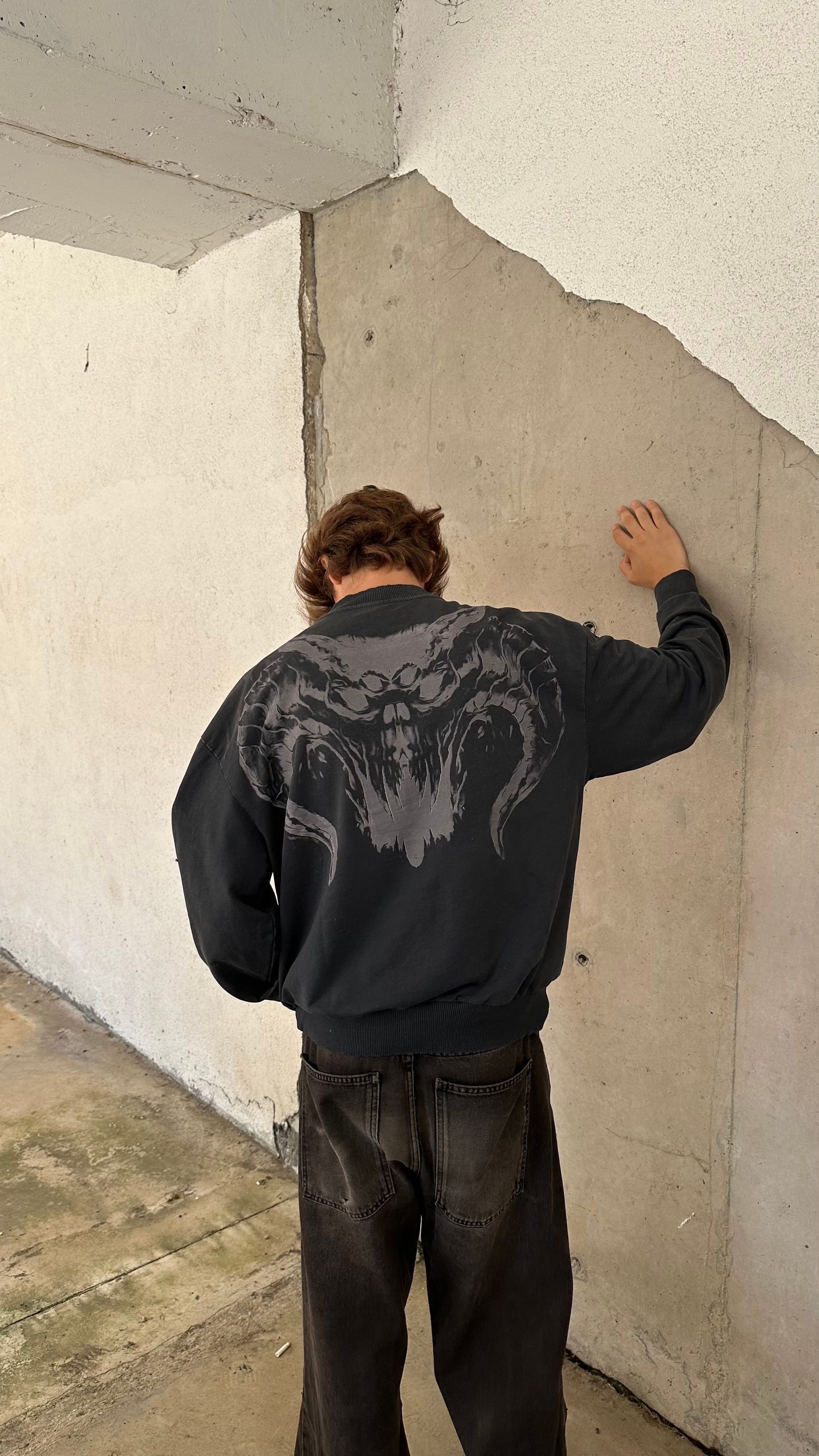 RW Acid Wash Back Printed Oversize Sweatshirt
