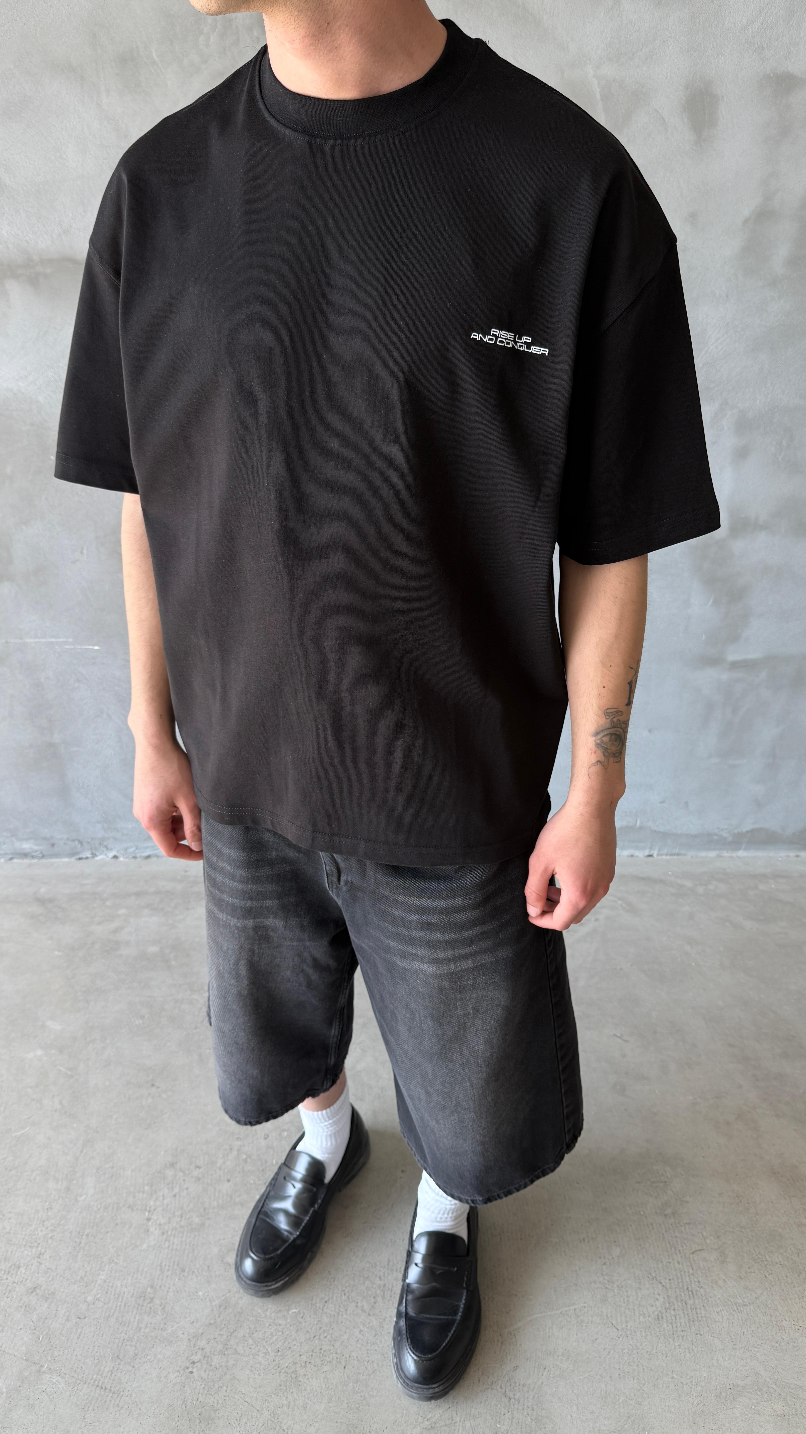 Siyah Rise Up Oversize Tişört