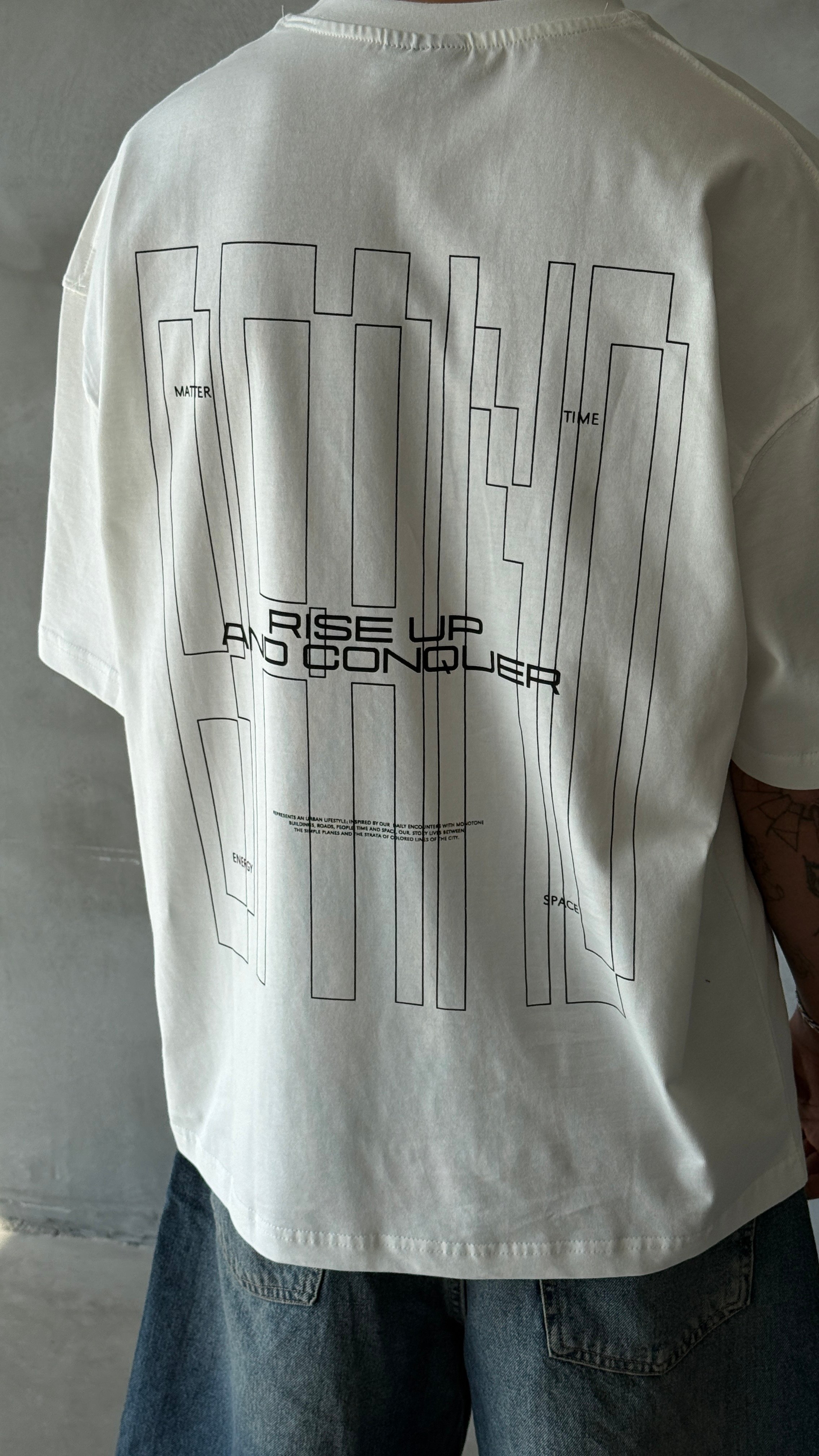 Beyaz Rise Up Oversize Tişört 