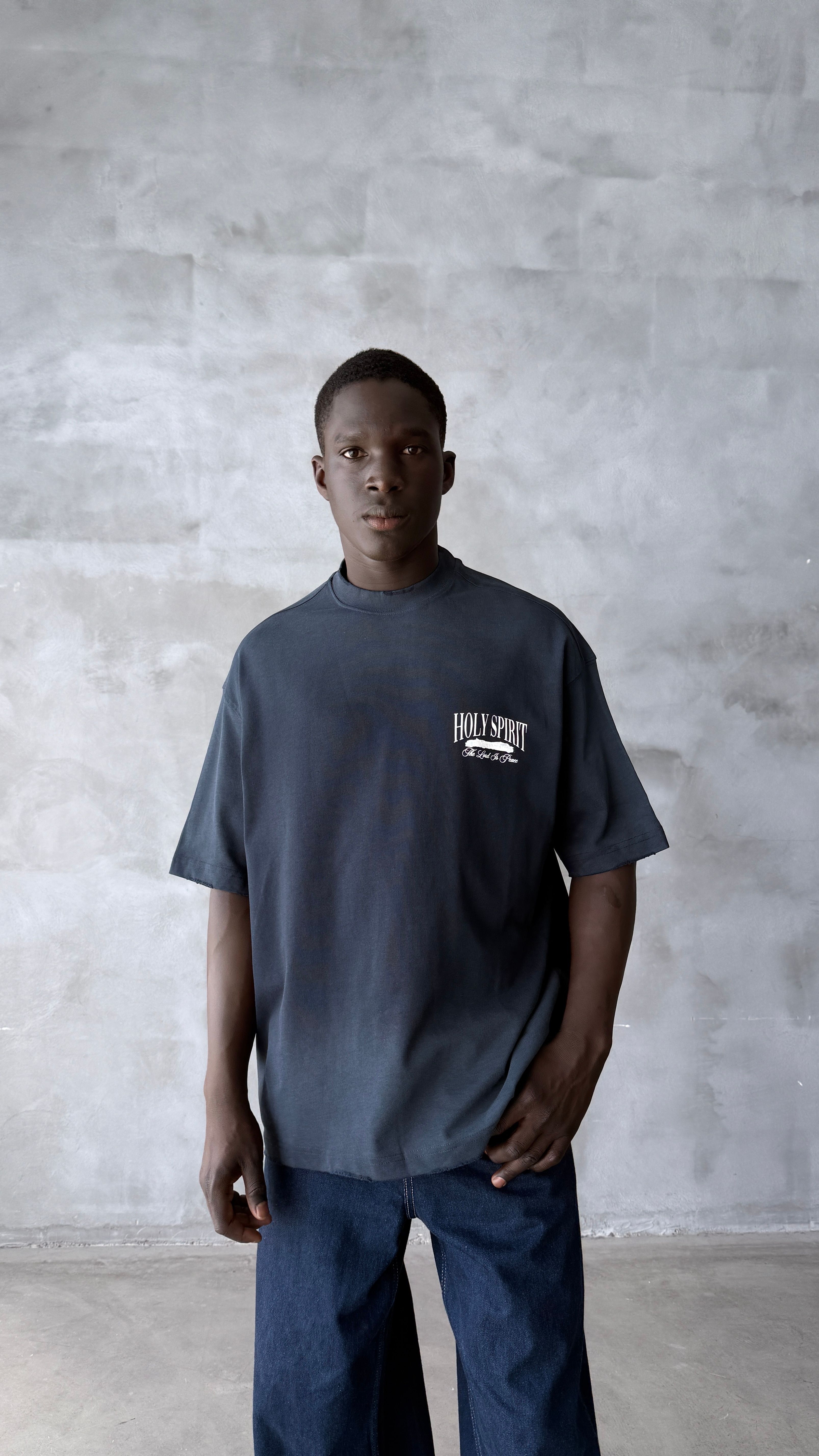 Holy Sprit Lacivert Yıkamalı Oversize Tişört 