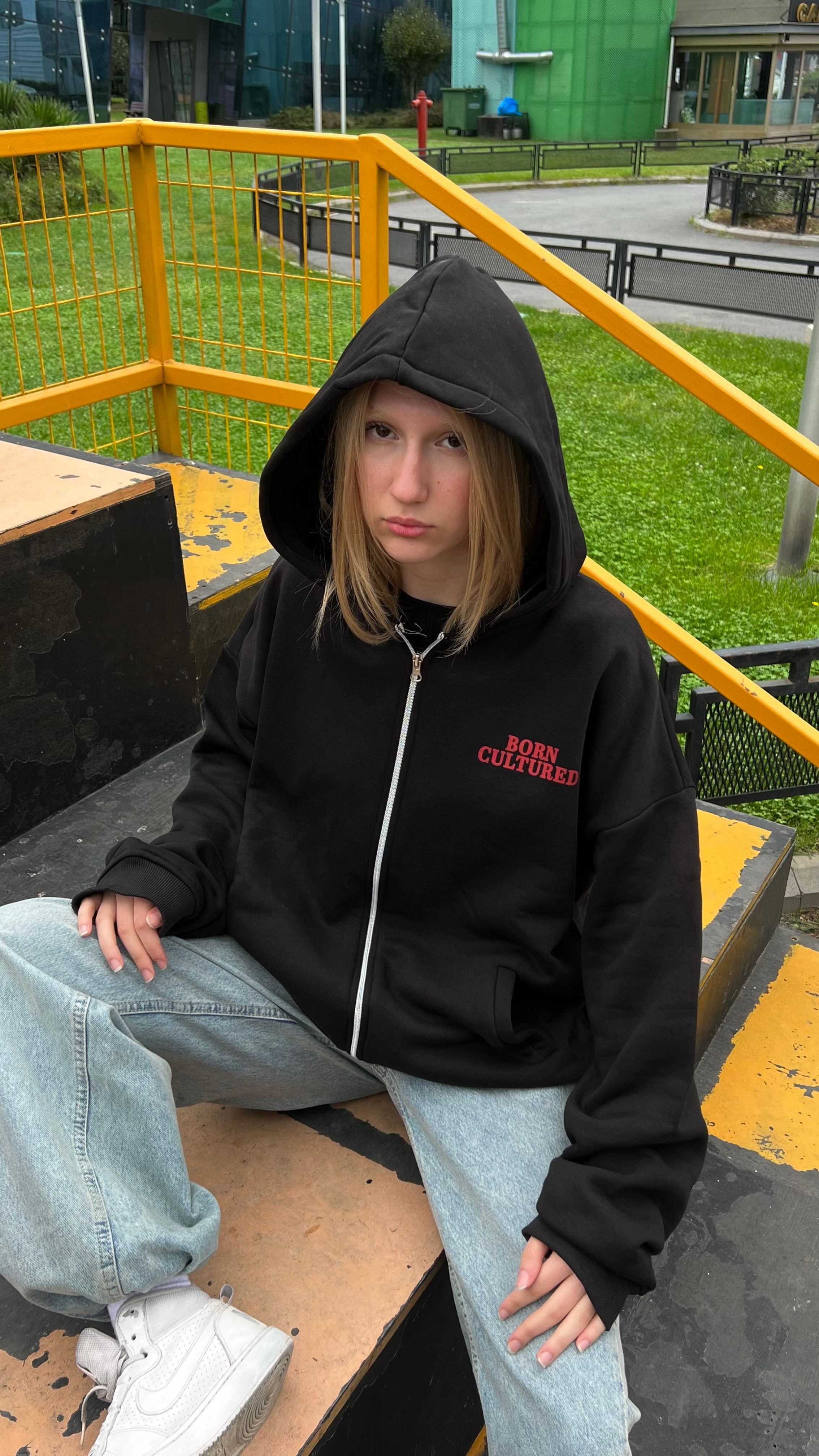 Born Cultured Siyah Oversize Zipper Hoodie