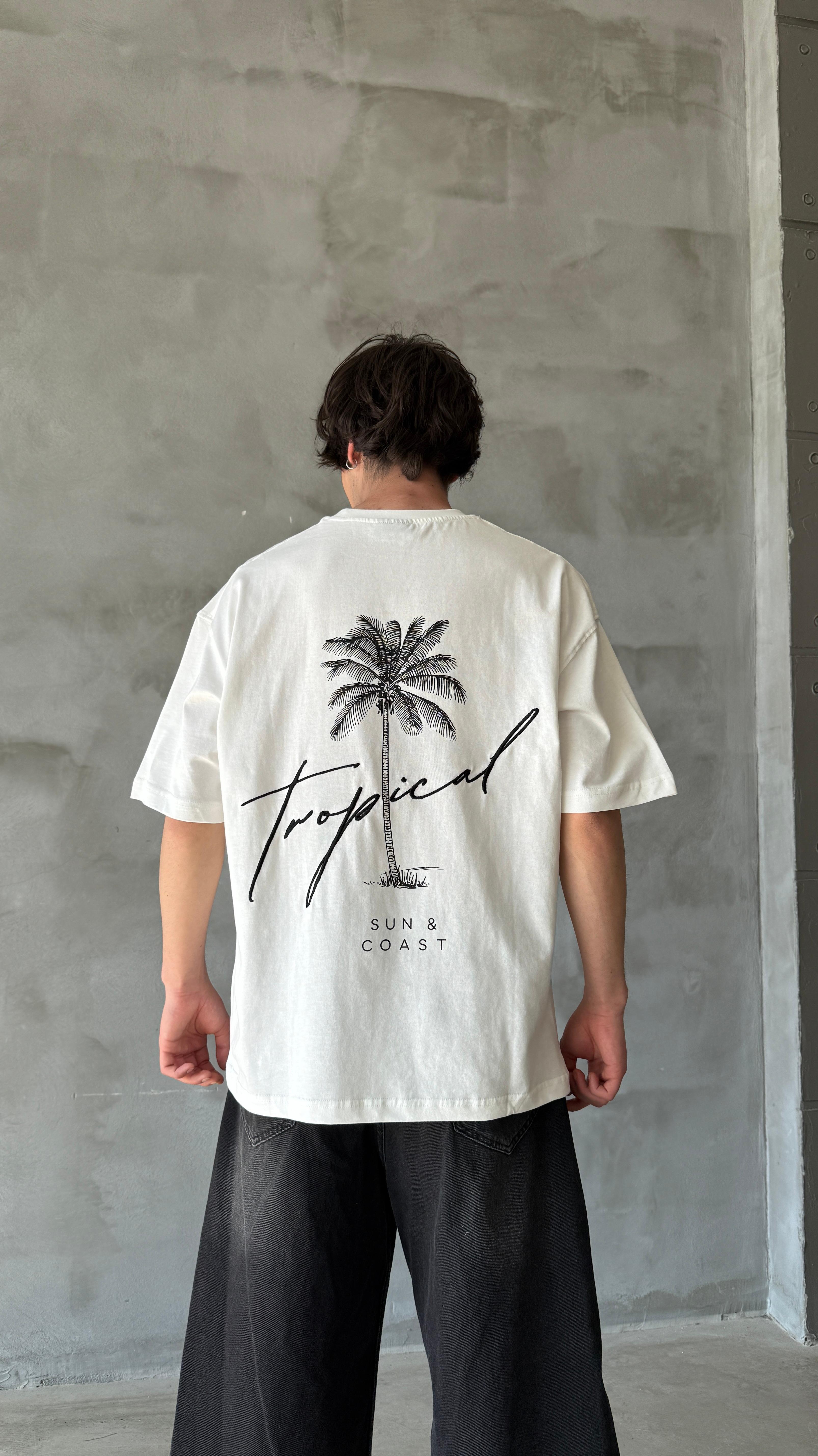 Beyaz Tropical Oversize Tişört 