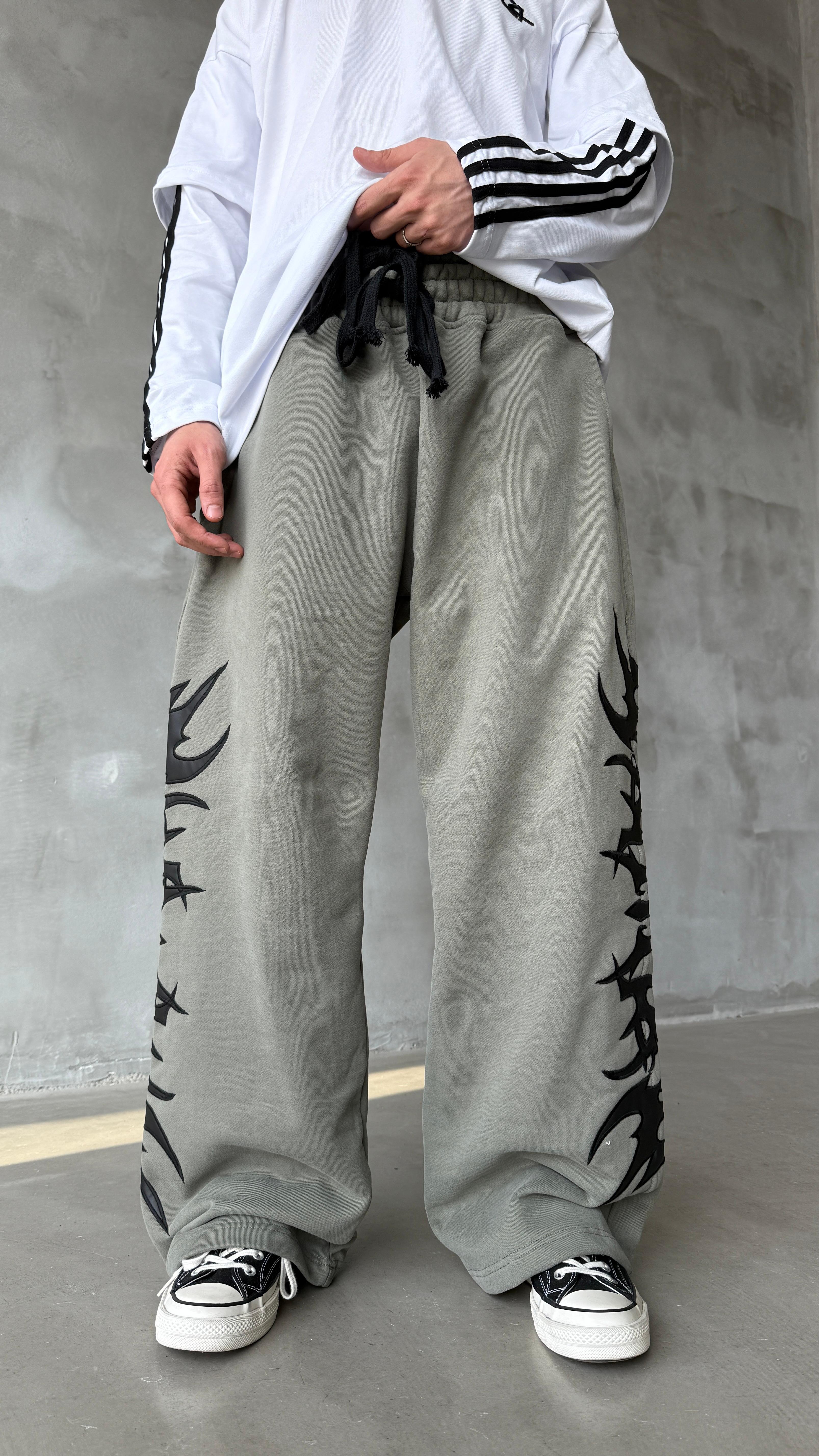 Haki Tribal Deri Detay Double Waist Premium Baggy Sweatpant 