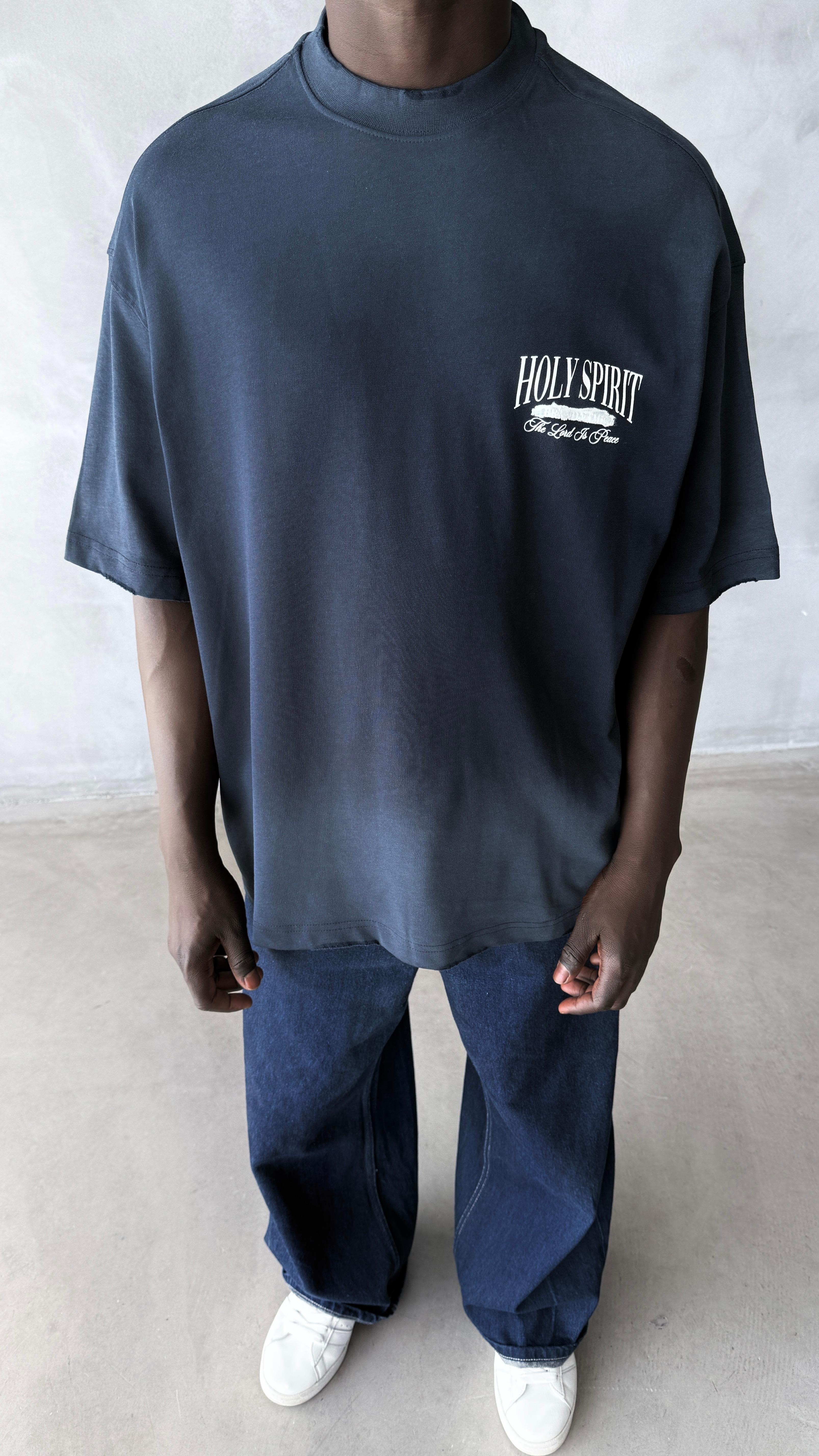 Holy Sprit Lacivert Yıkamalı Oversize Tişört 