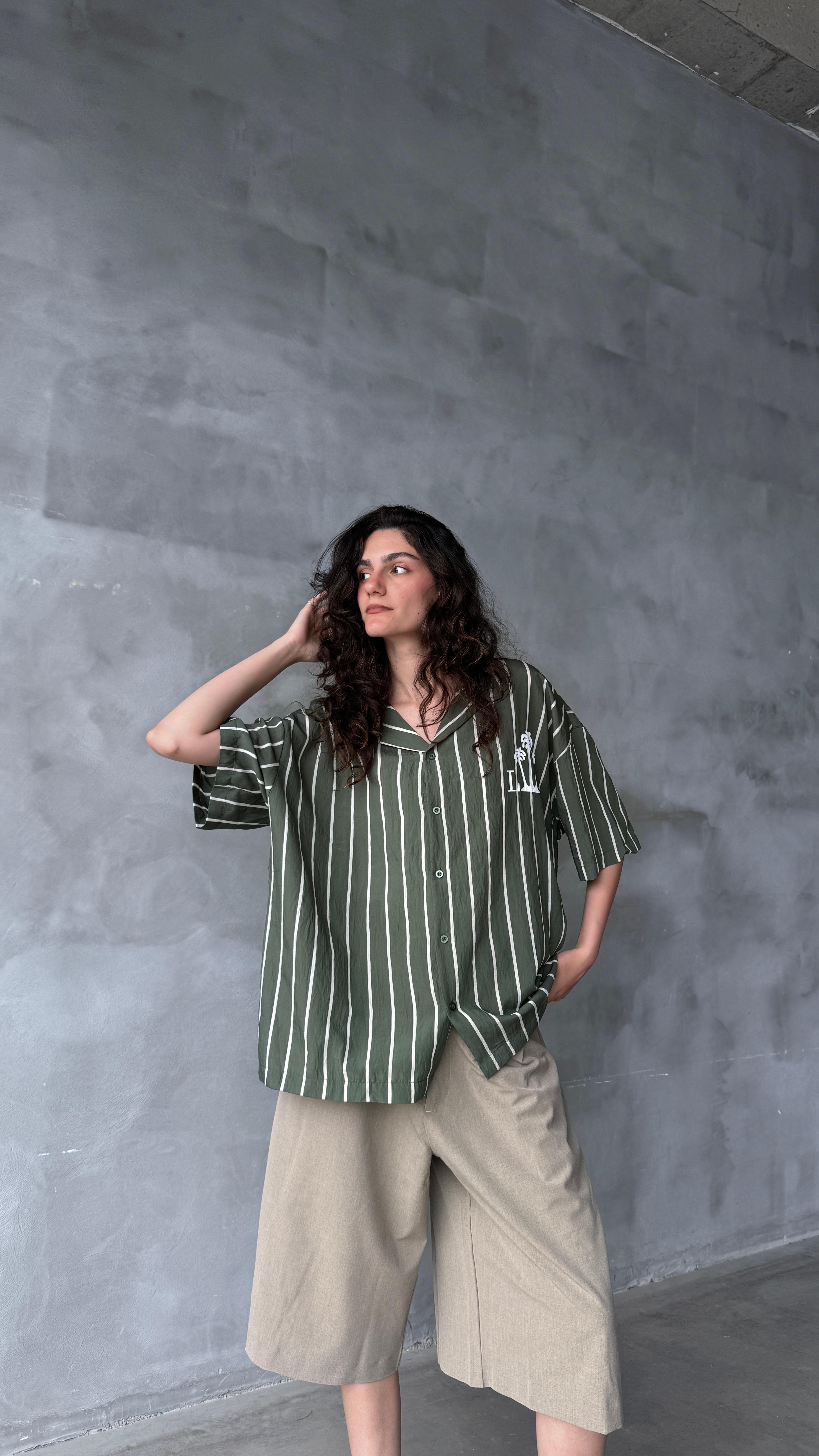 Haki LA Çizgili Oversize Keten Gömlek 