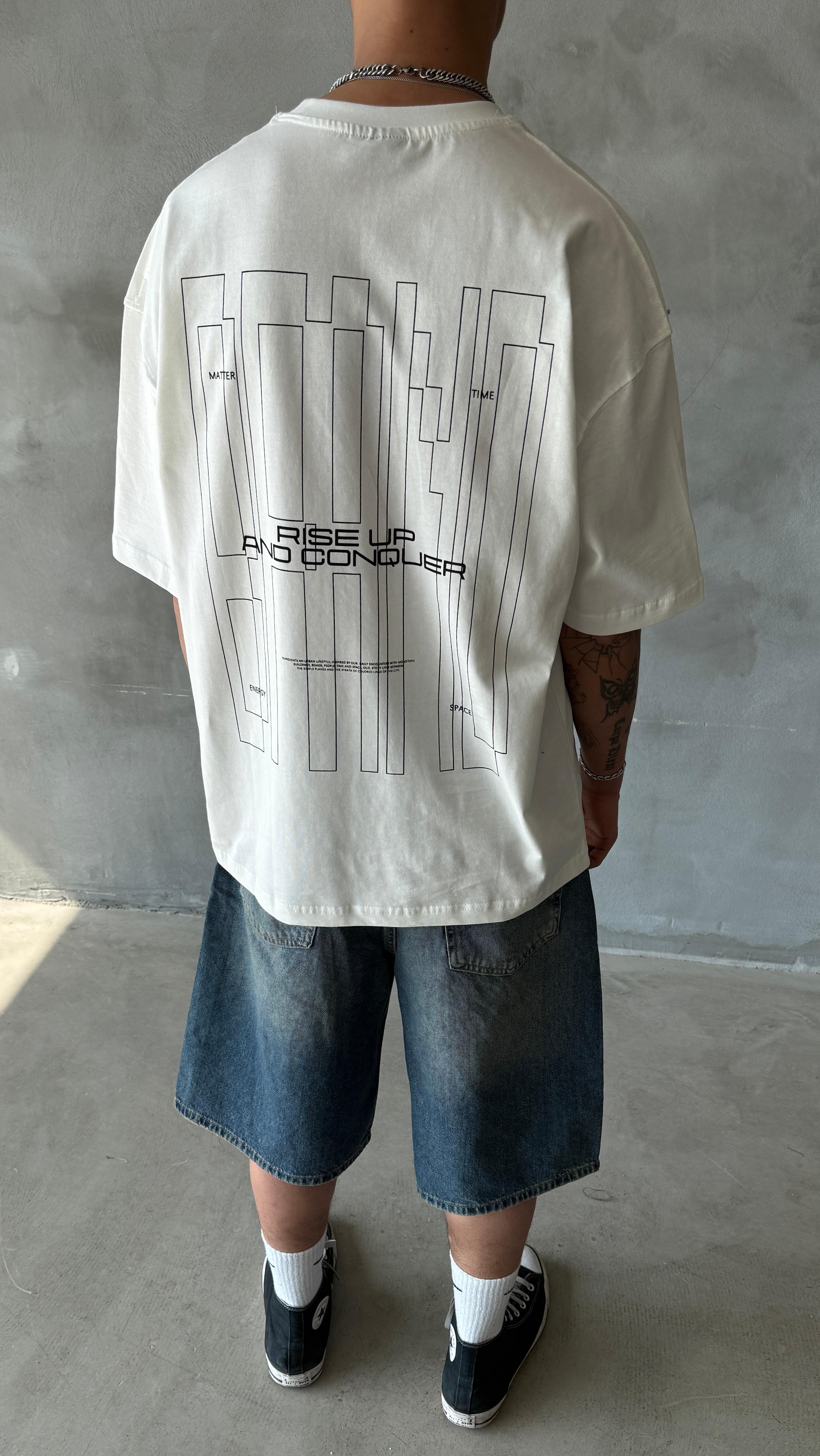 Beyaz Rise Up Oversize Tişört 