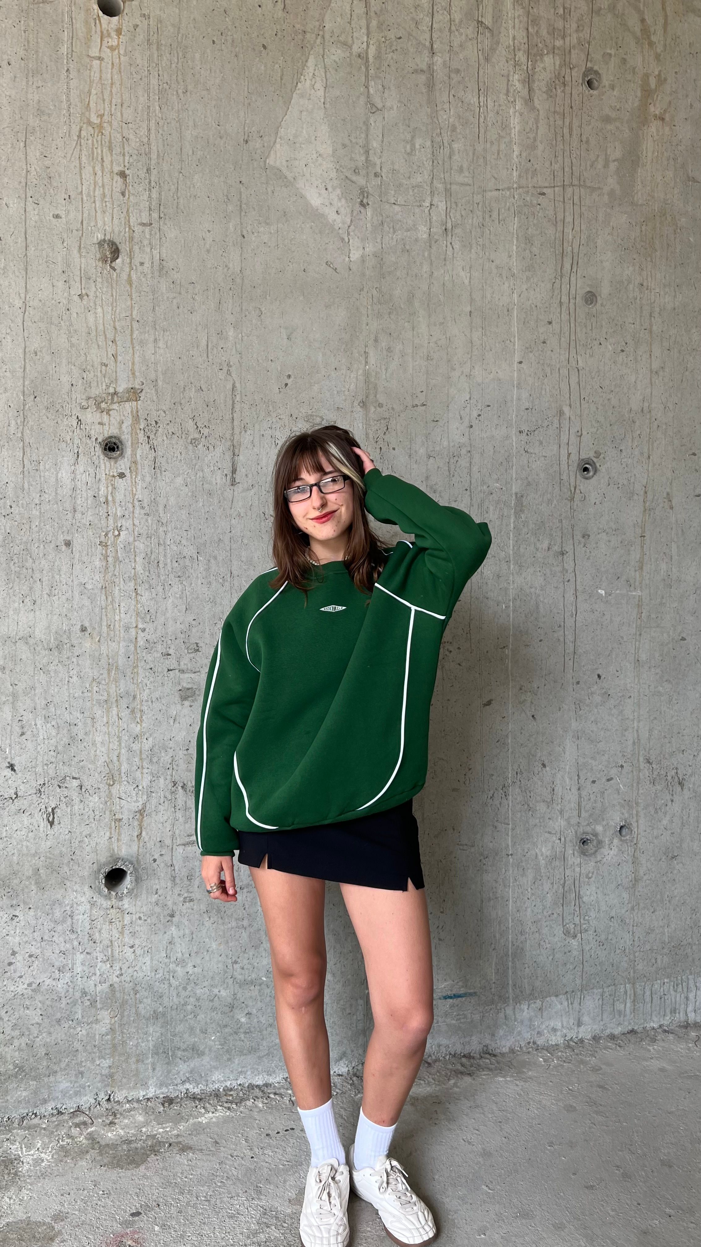 Greatland Koyu Yeşil Nakış İşlemeli Biyeli Oversize Sweatshirt