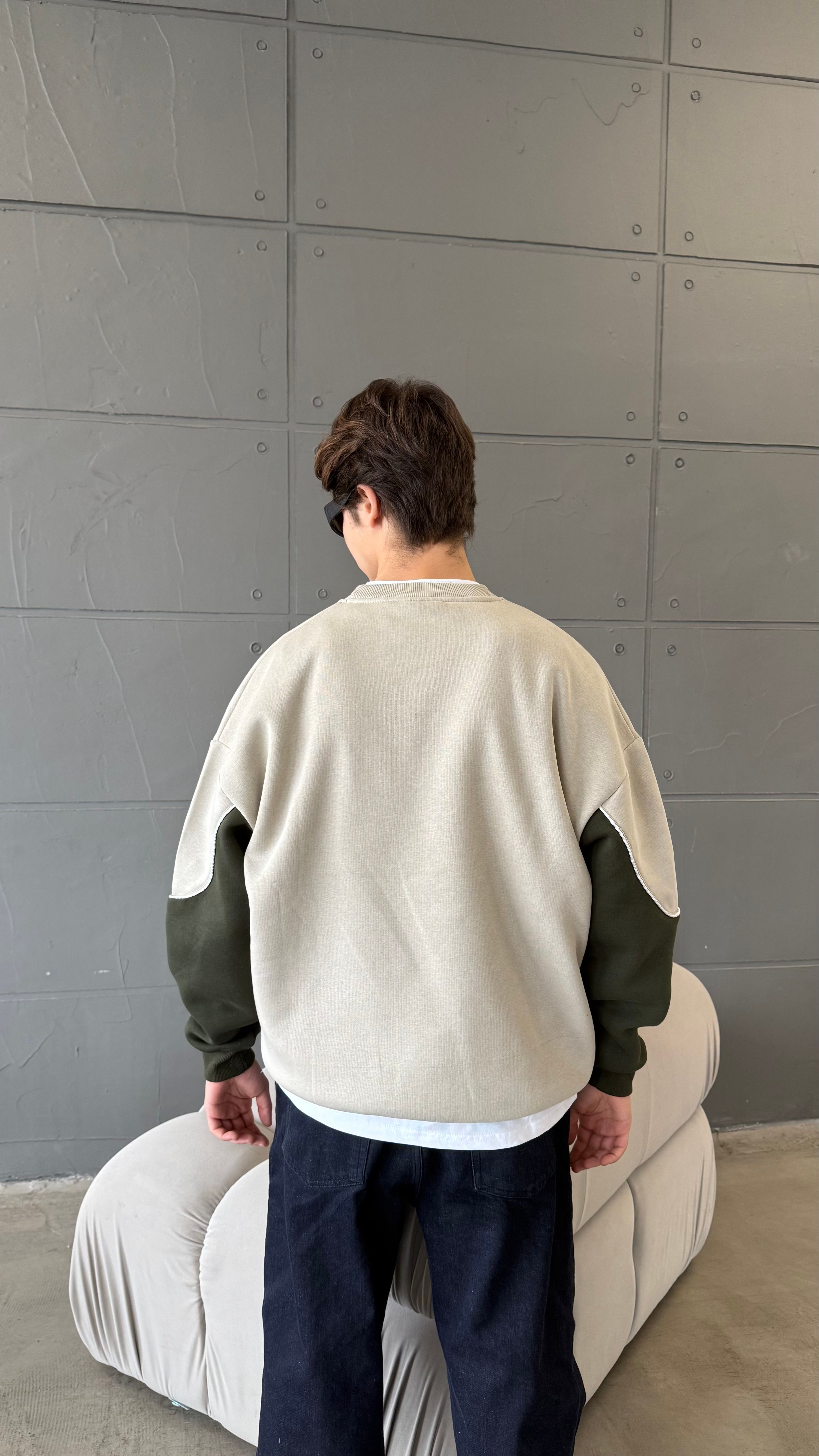 THEDAD Bej Nakış İşlemeli Oversize Sweatshirt