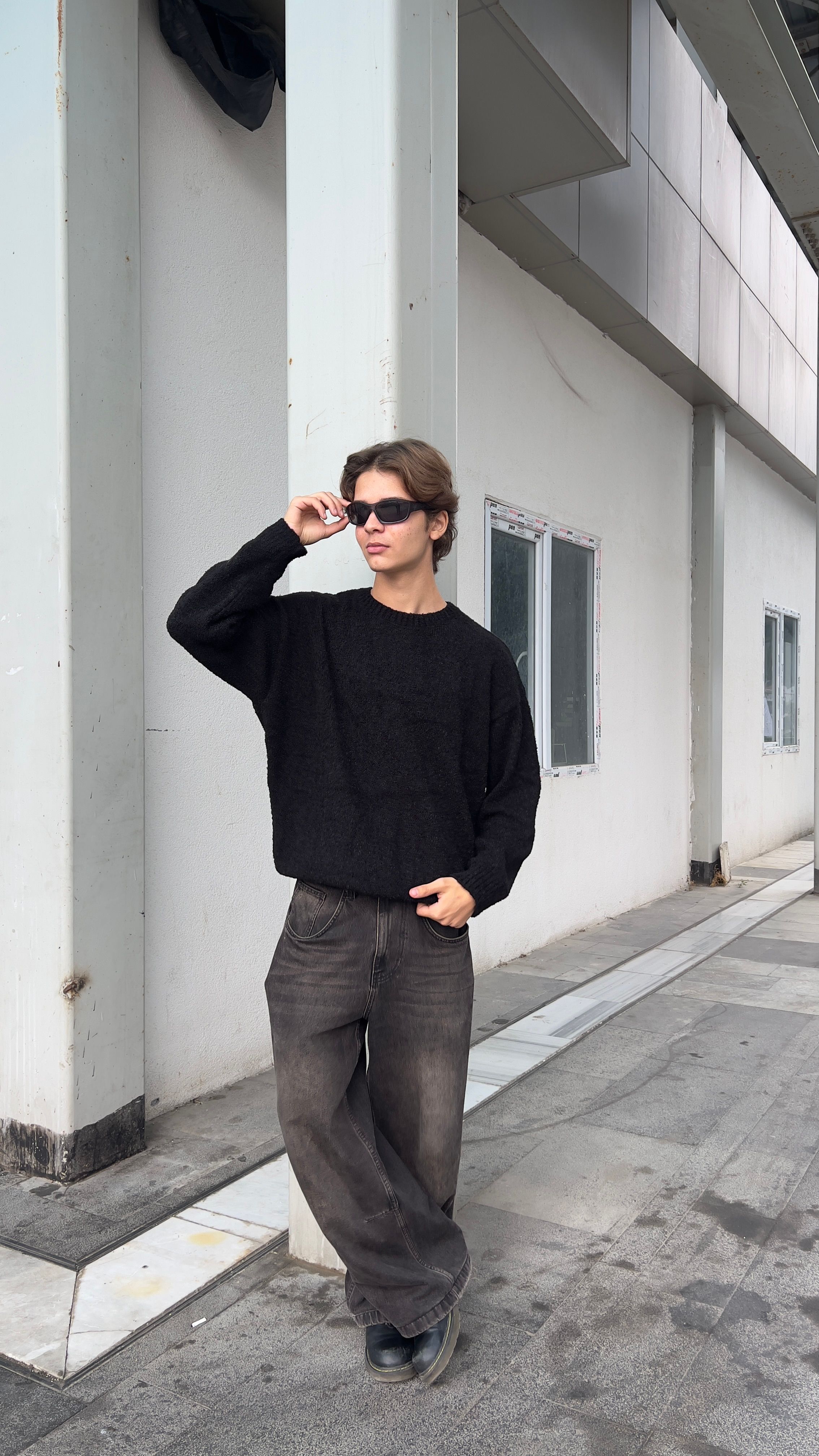 Siyah Oversize Kazak