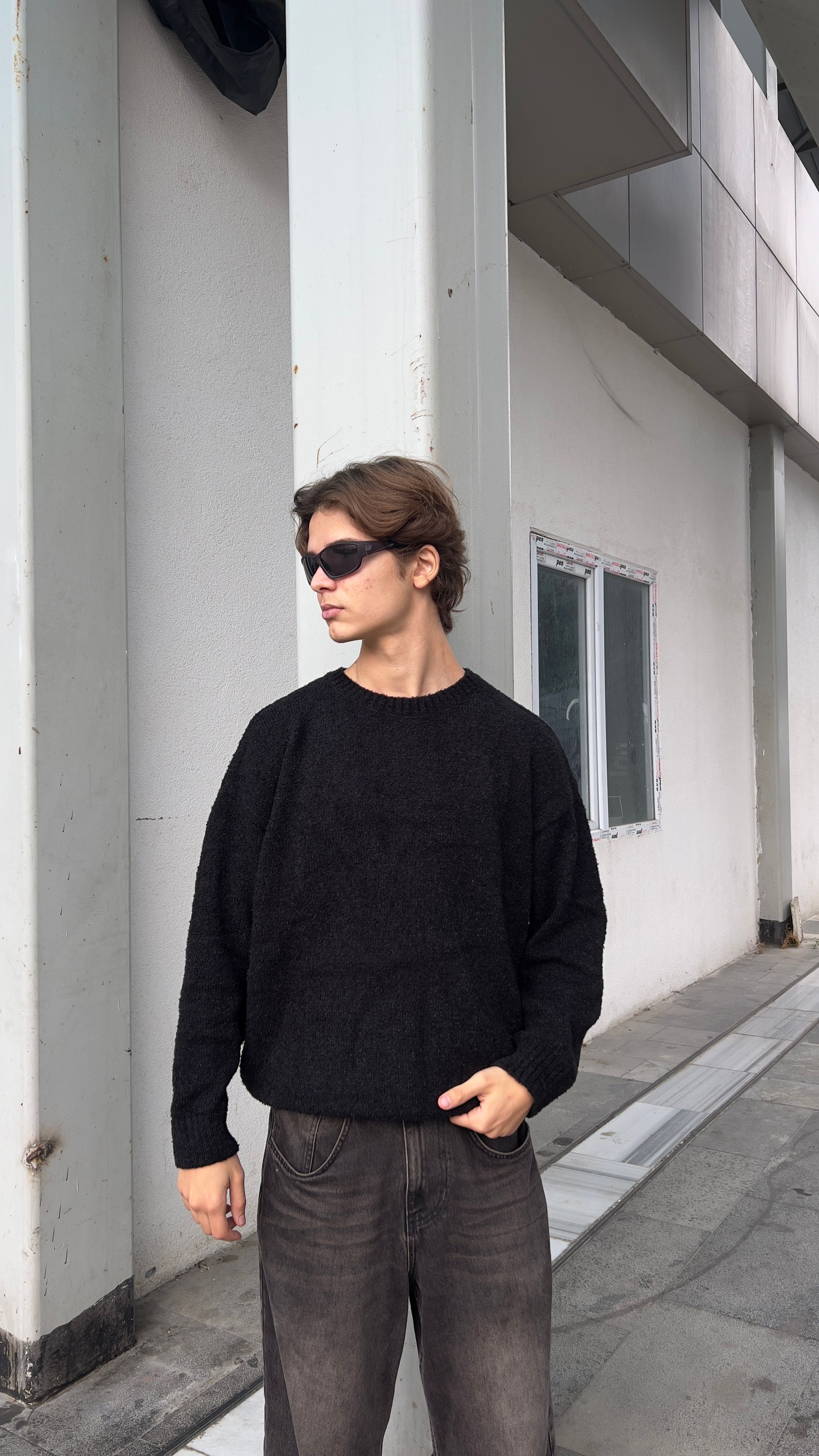 Siyah Oversize Kazak