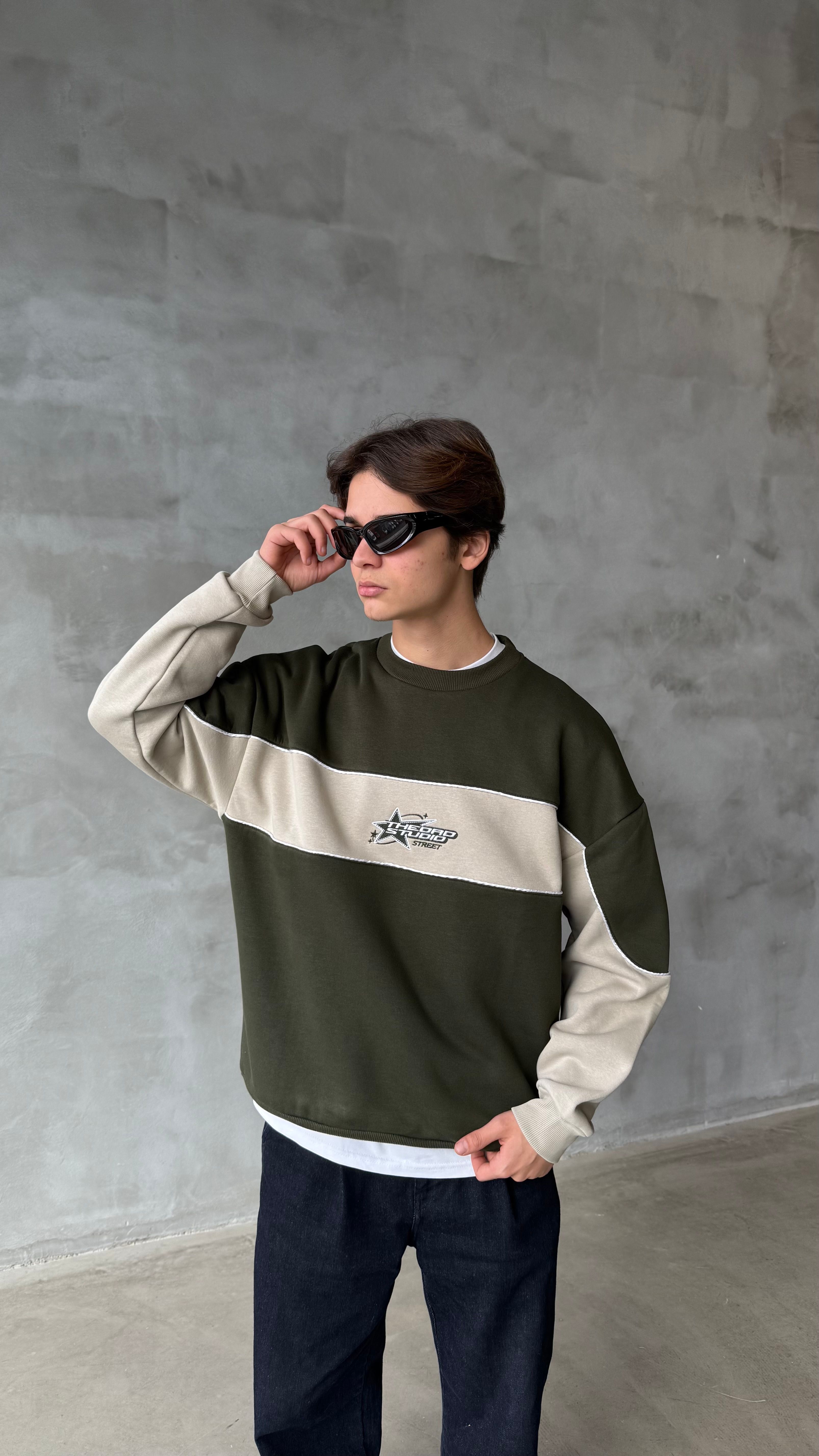 THEDAD Haki Nakış İşlemeli Oversize Sweatshirt