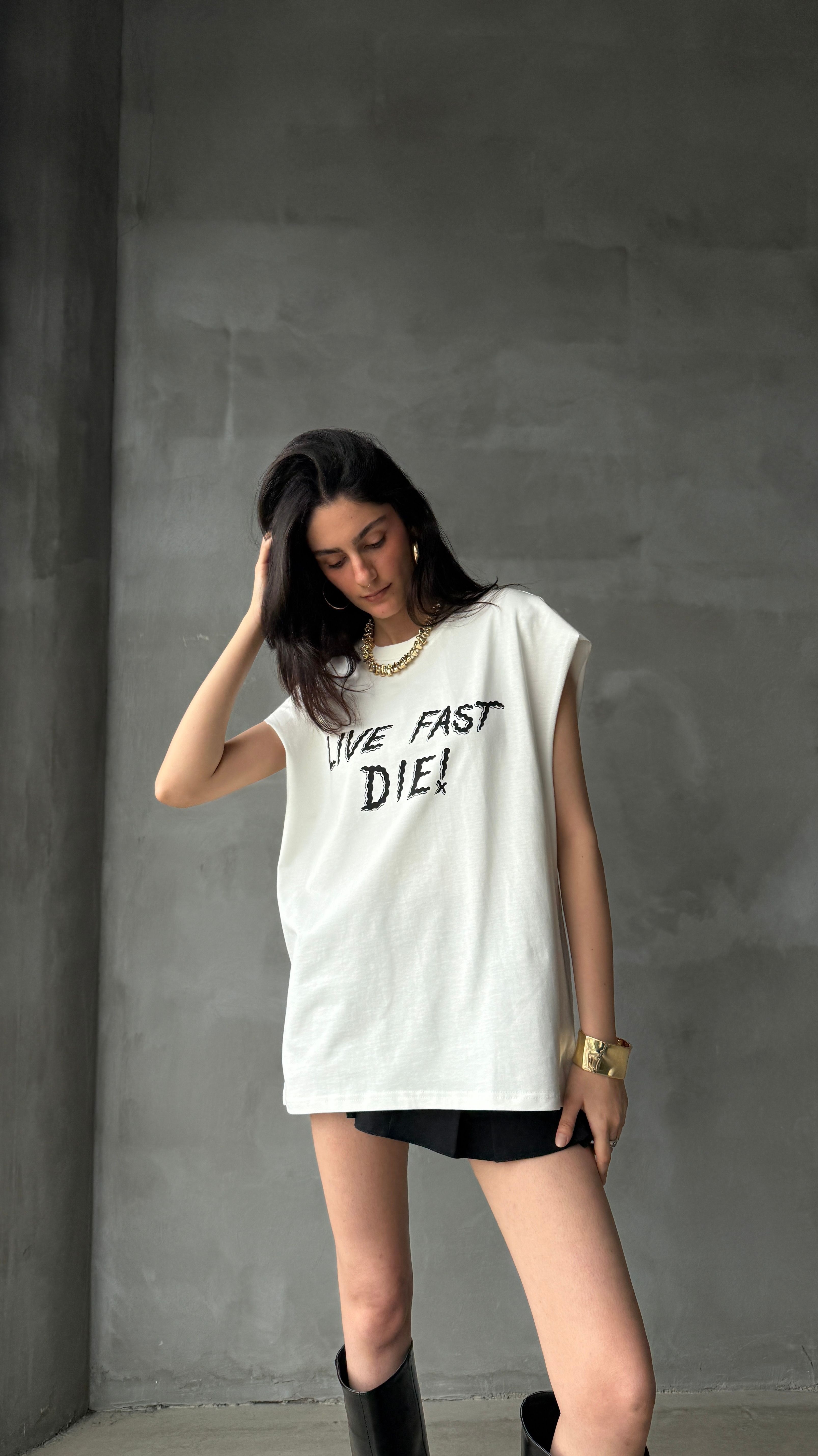 Live Fast Die Beyaz Yarım Kol Oversize Tişört 