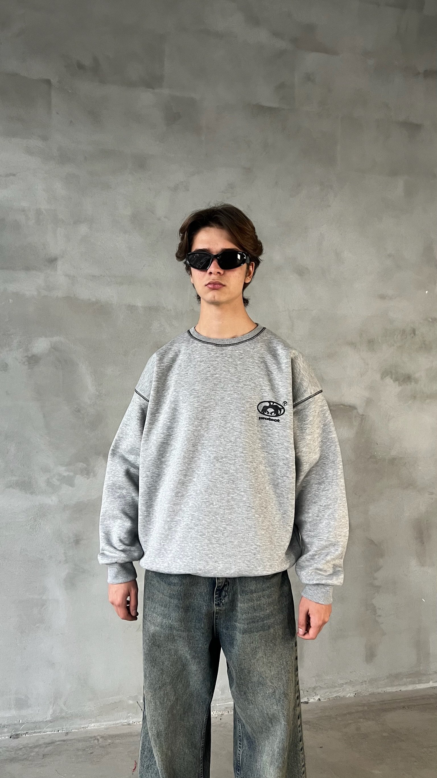 Gri Product Ters Dikiş Detay Oversize Sweatshirt 