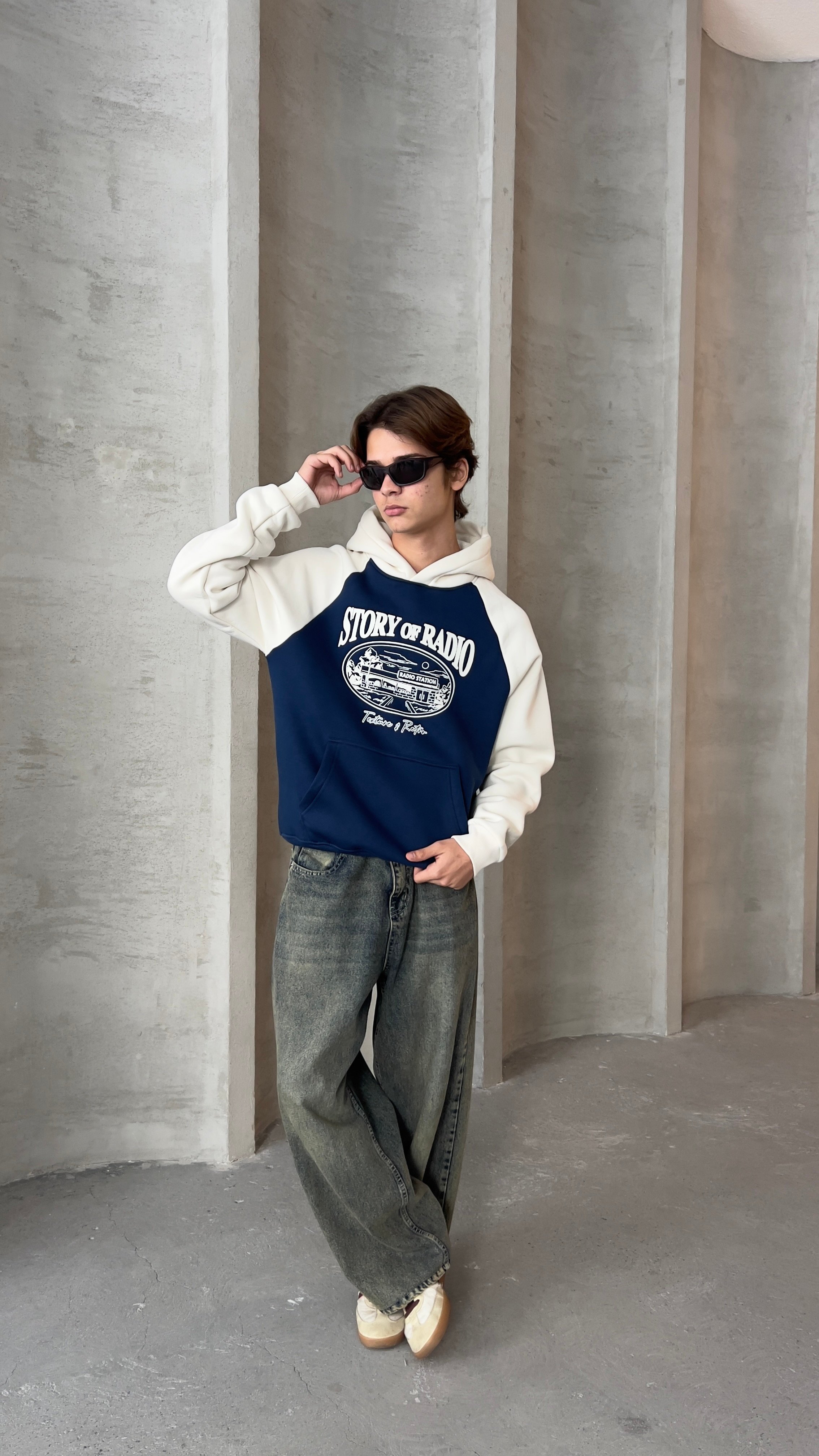 İndigo Story Of Radio Oversize Hoodie 