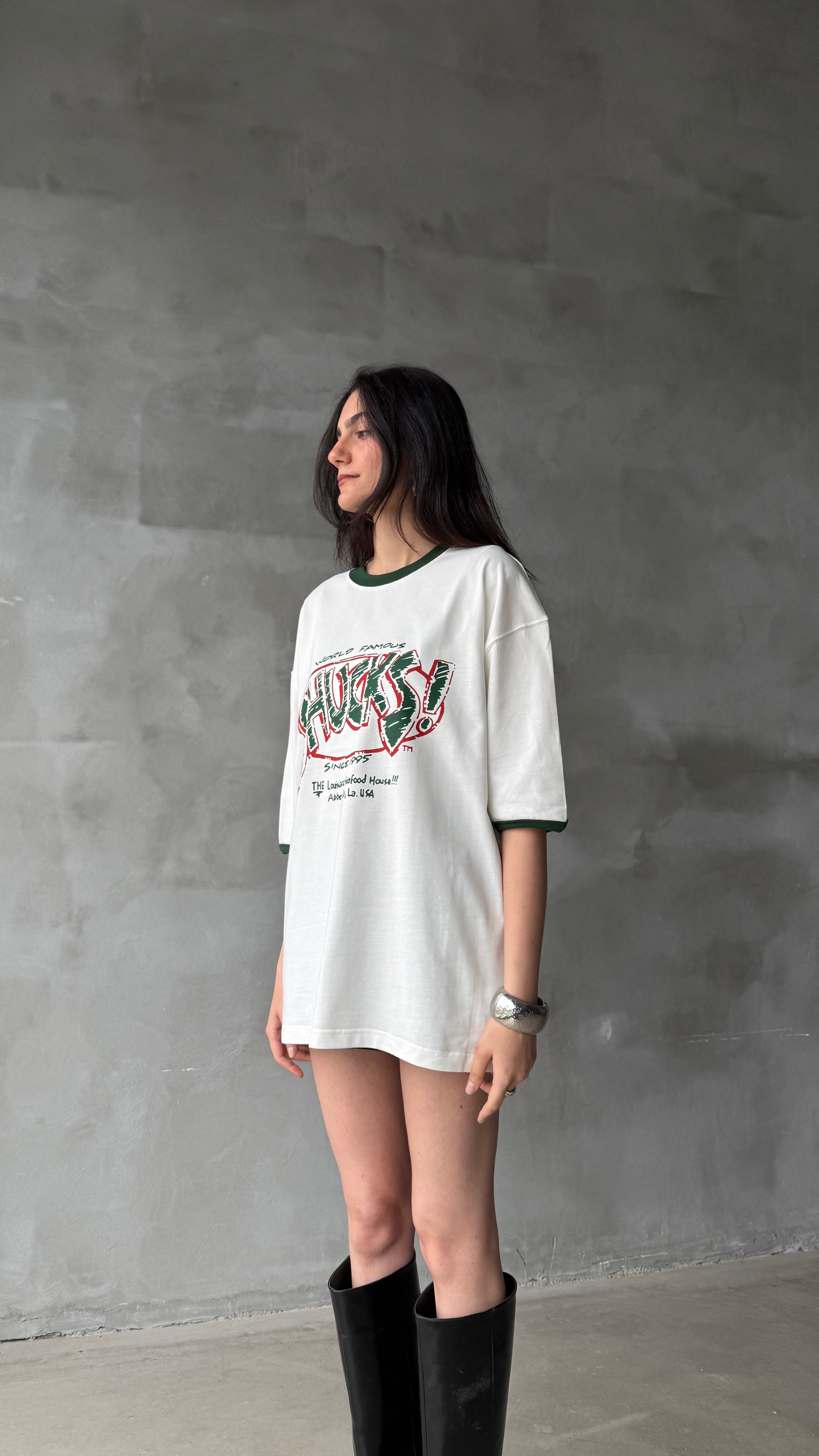 Shucks Beyaz Oversize Tişört