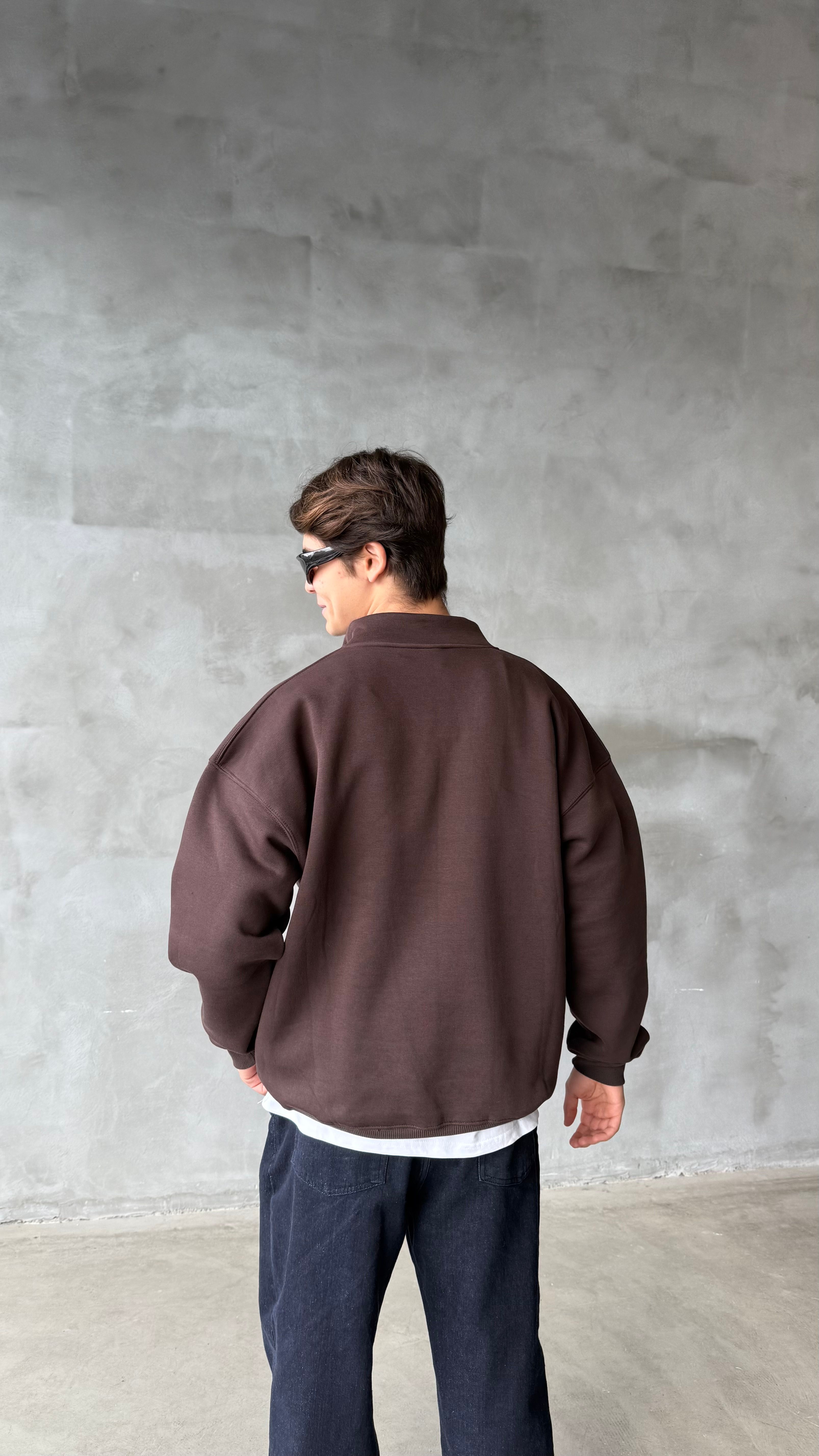 Kahve Nakış İşlemeli Fermuarlı Oversize Sweatshirt