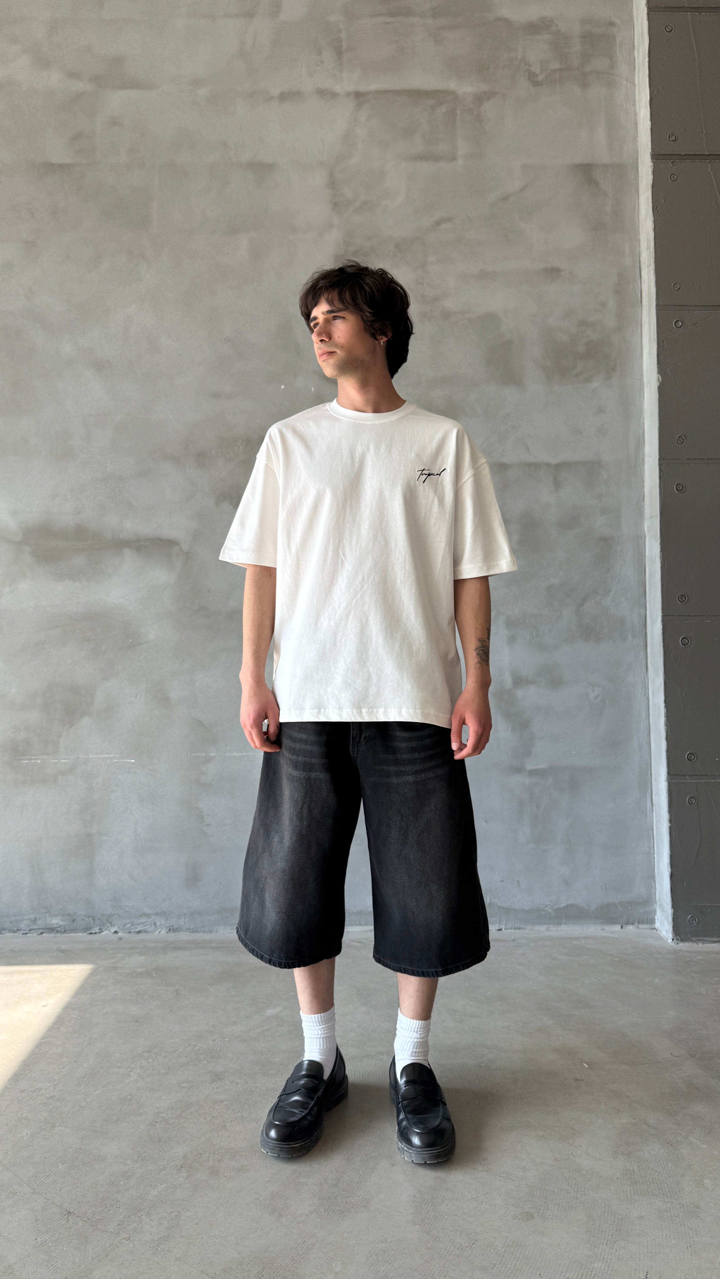 Beyaz Tropical Oversize Tişört 