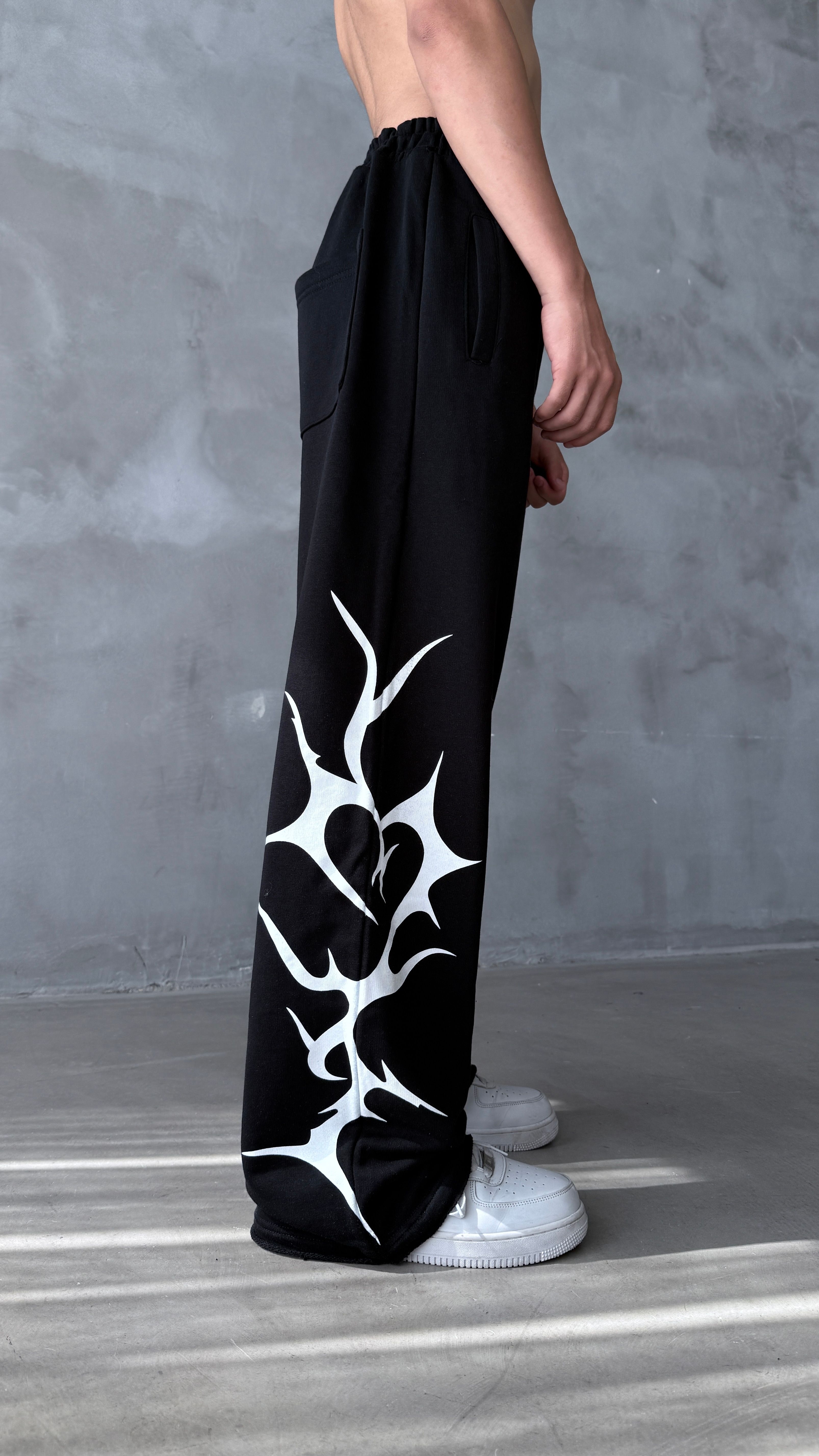 Siyah Mevsimlik Tribal Baskılı Baggy Eşofman