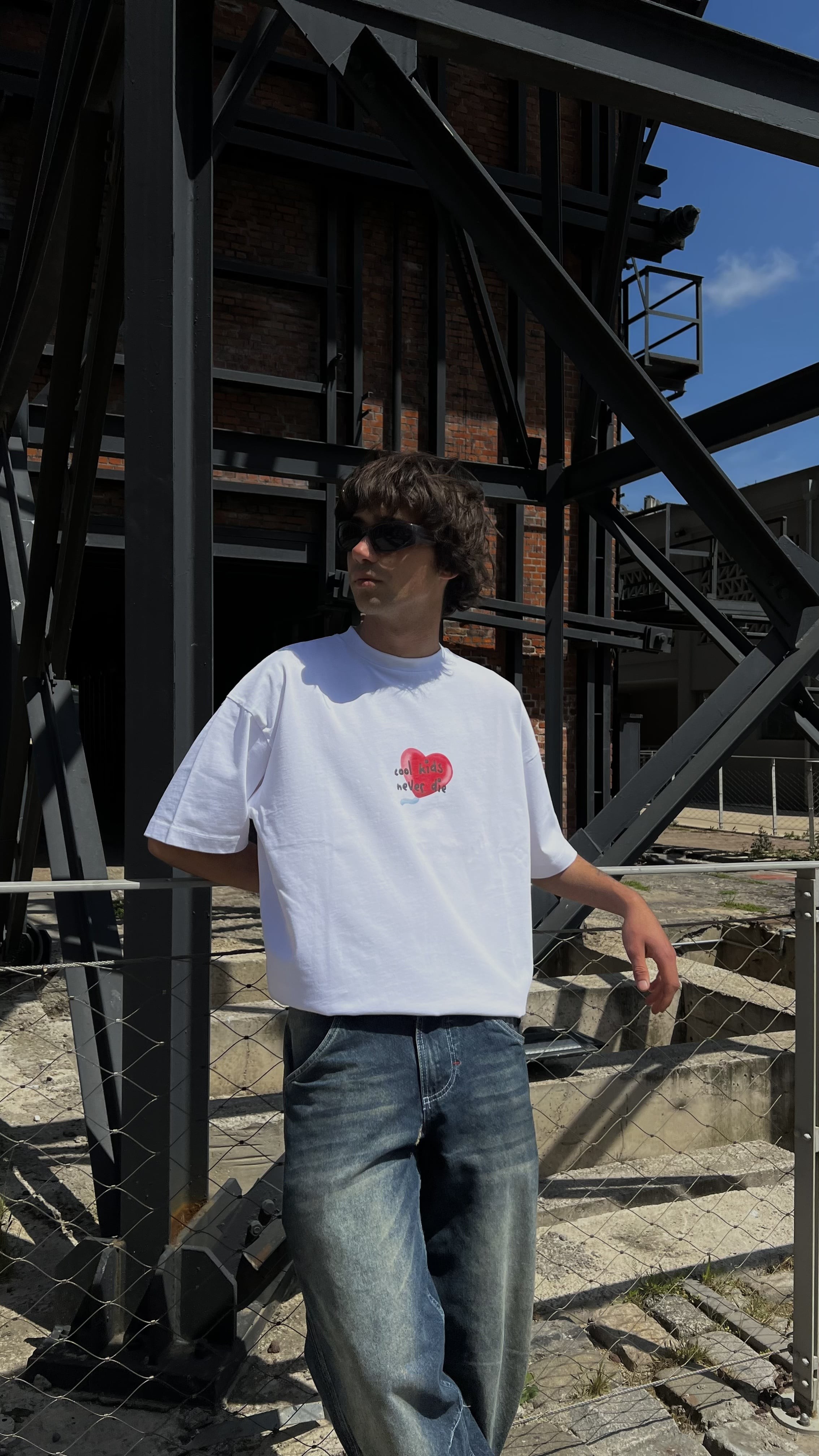 Cool Kids Never Die Oversize Tişört