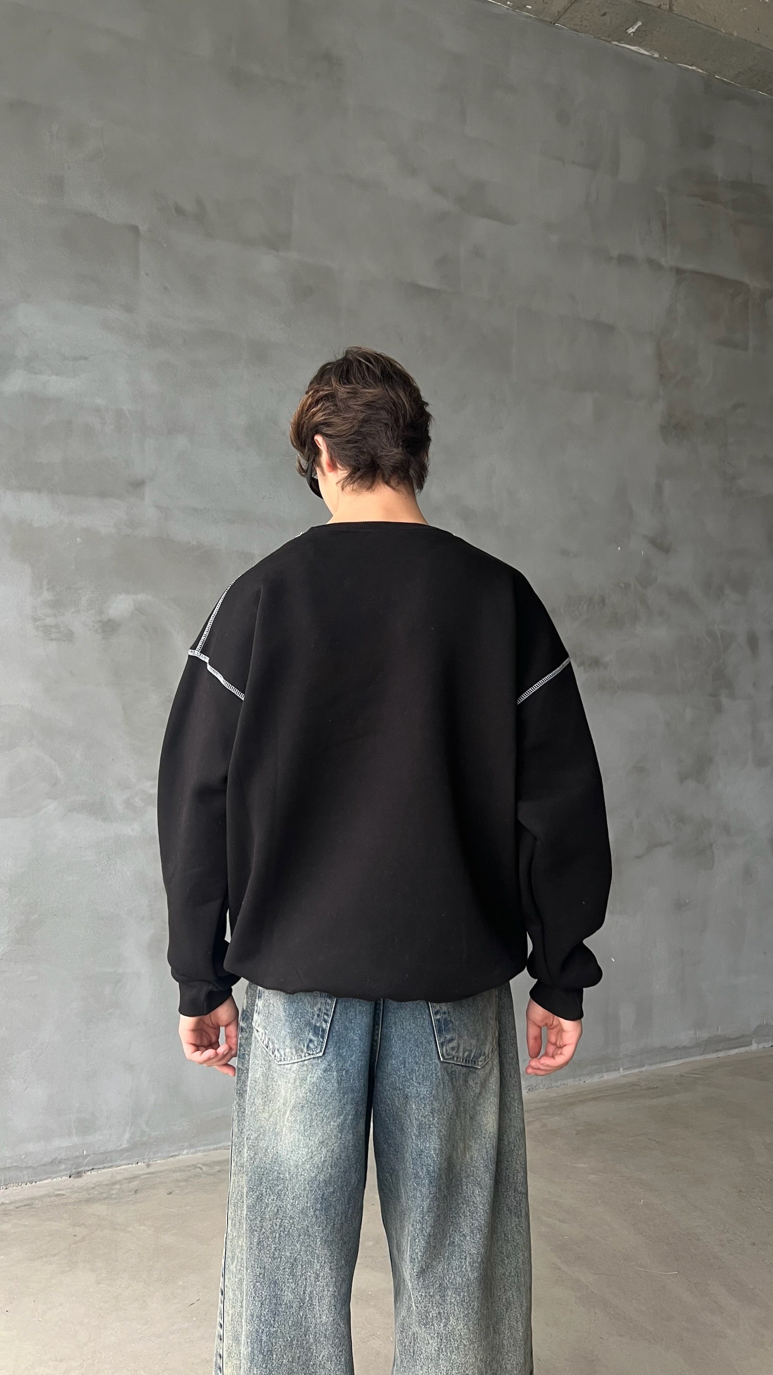 Siyah Product Ters Dikiş Detay Oversize Sweatshirt 