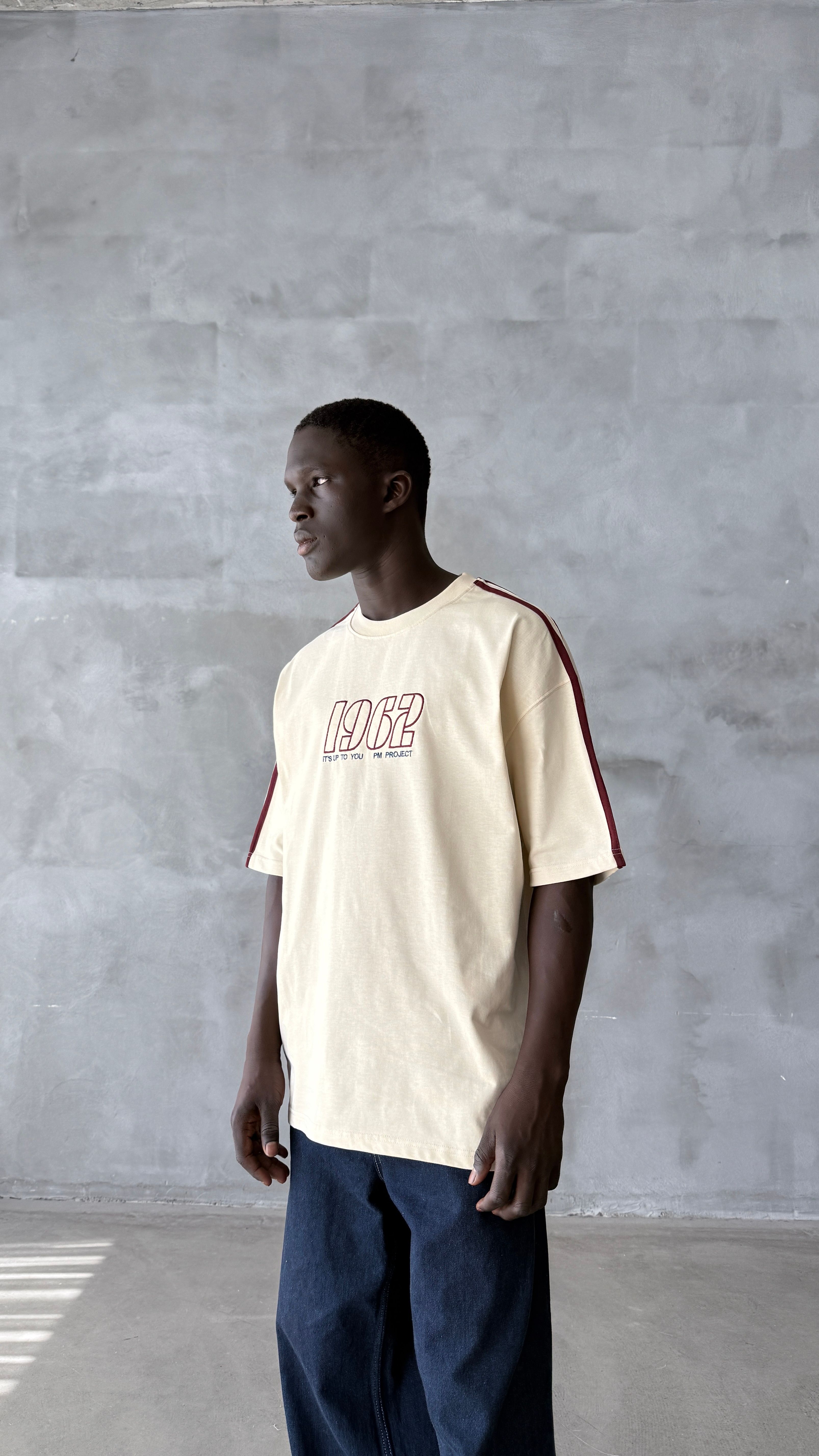 Krem 1962 Nakış Detay Oversize Tişört 