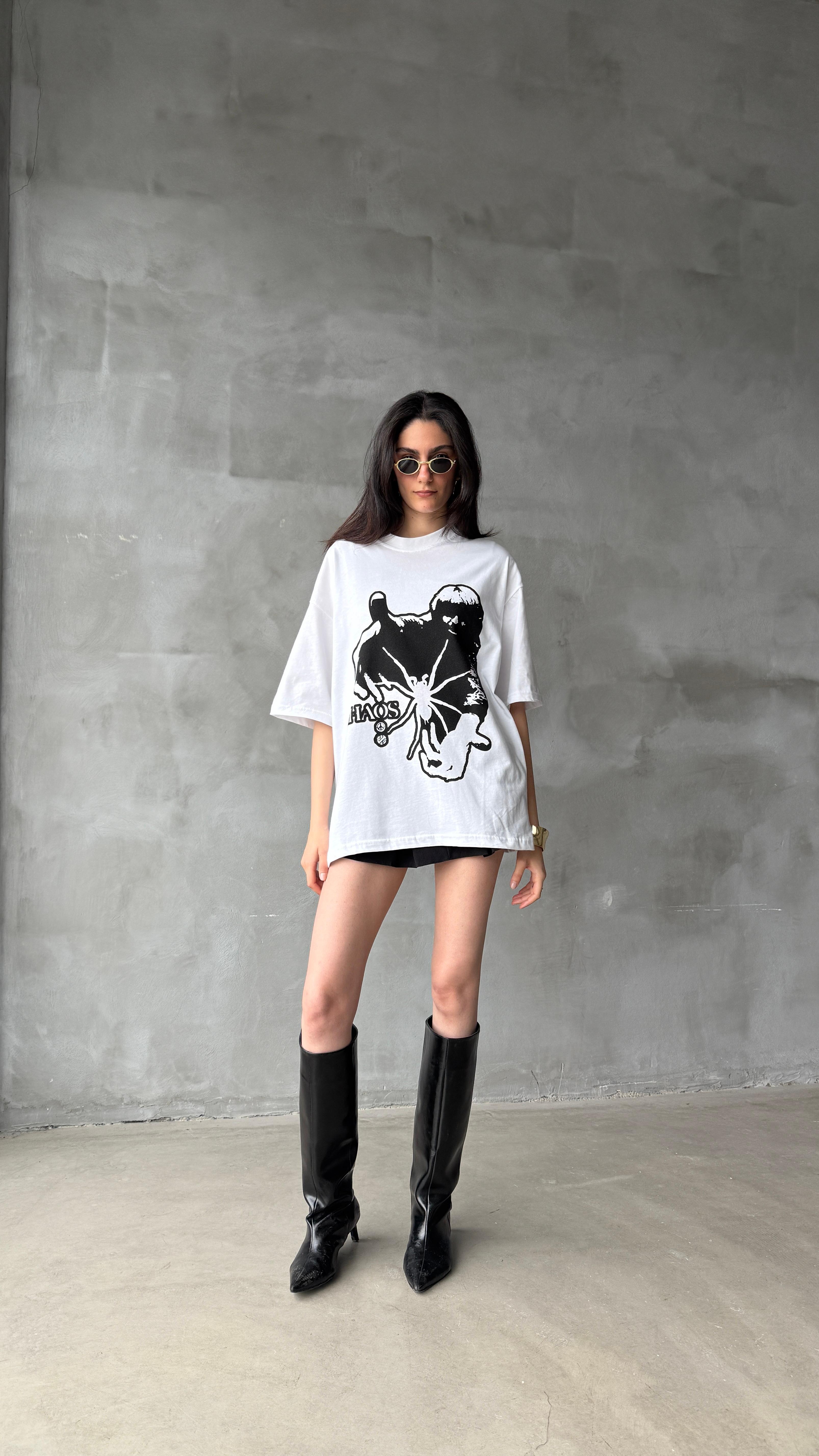 Chaos Beyaz Oversize Tişört 