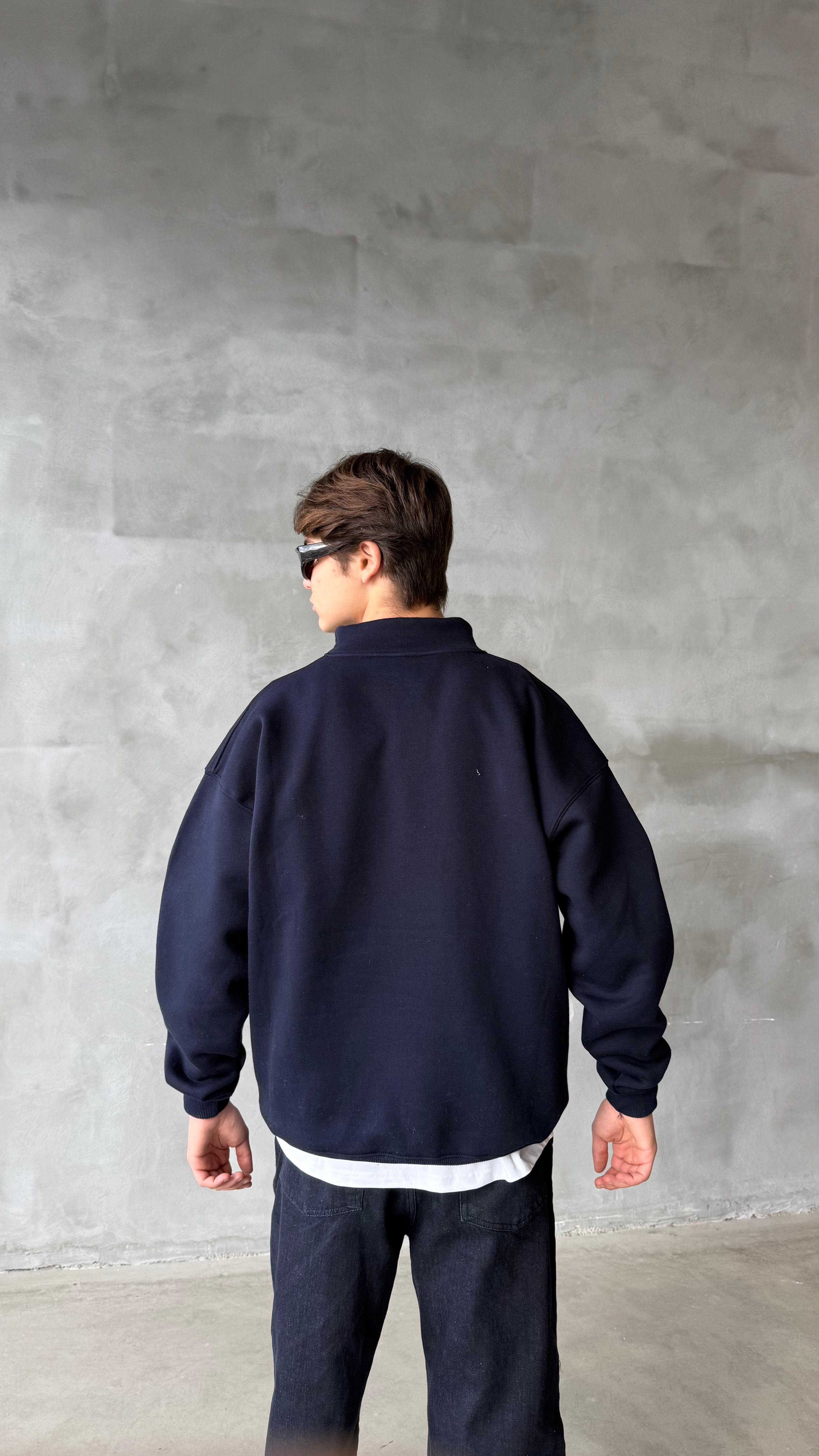 İndigo Nakış İşlemeli Fermuarlı Oversize Sweatshirt