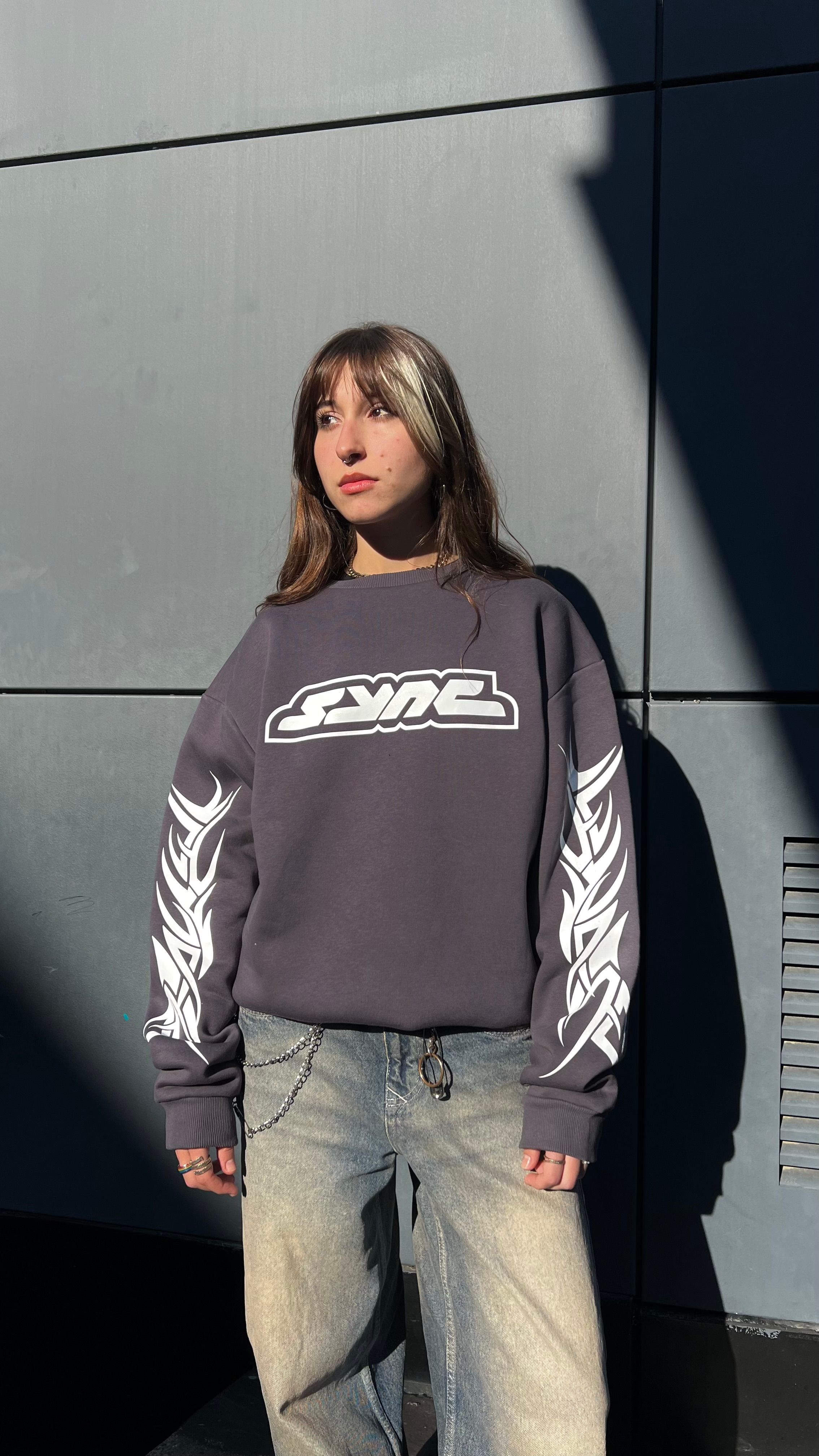 Sync Smoke Kabartma Baskı Oversize Sweatshirt 