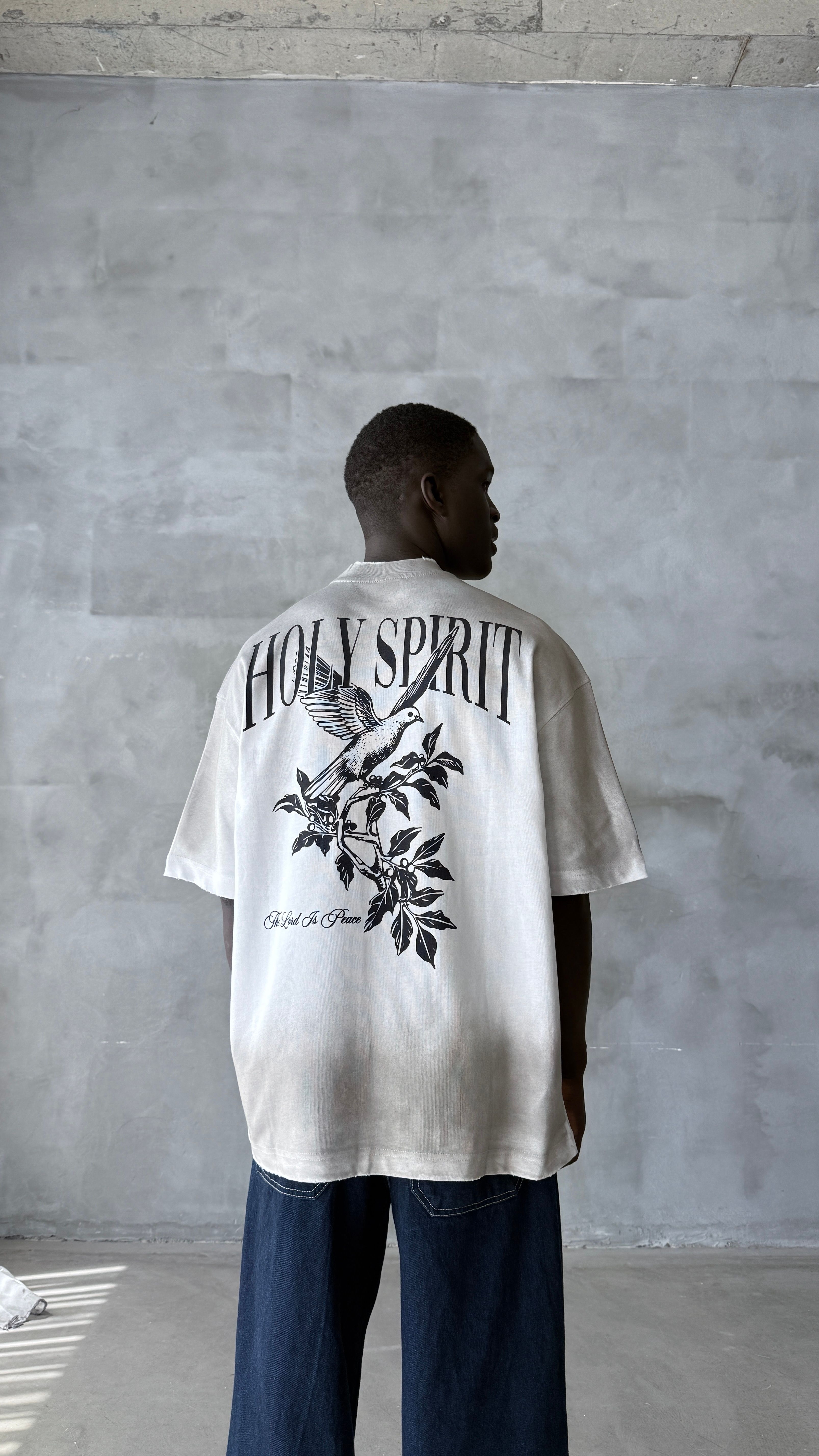 Holy Sprit Beyaz Yıkamalı Oversize Tişört 