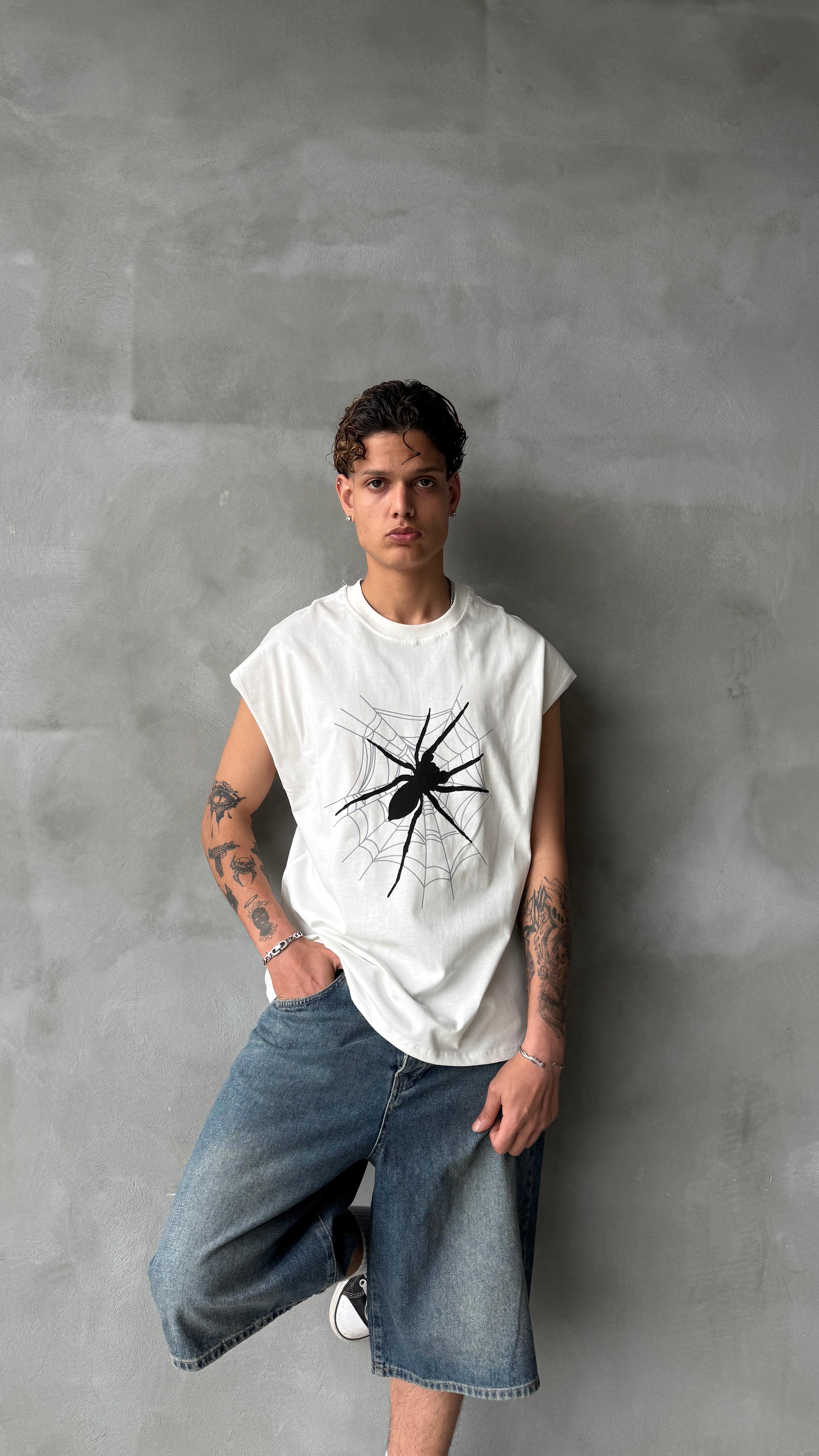 Spider Beyaz Yarım Kol Oversize Tişört 