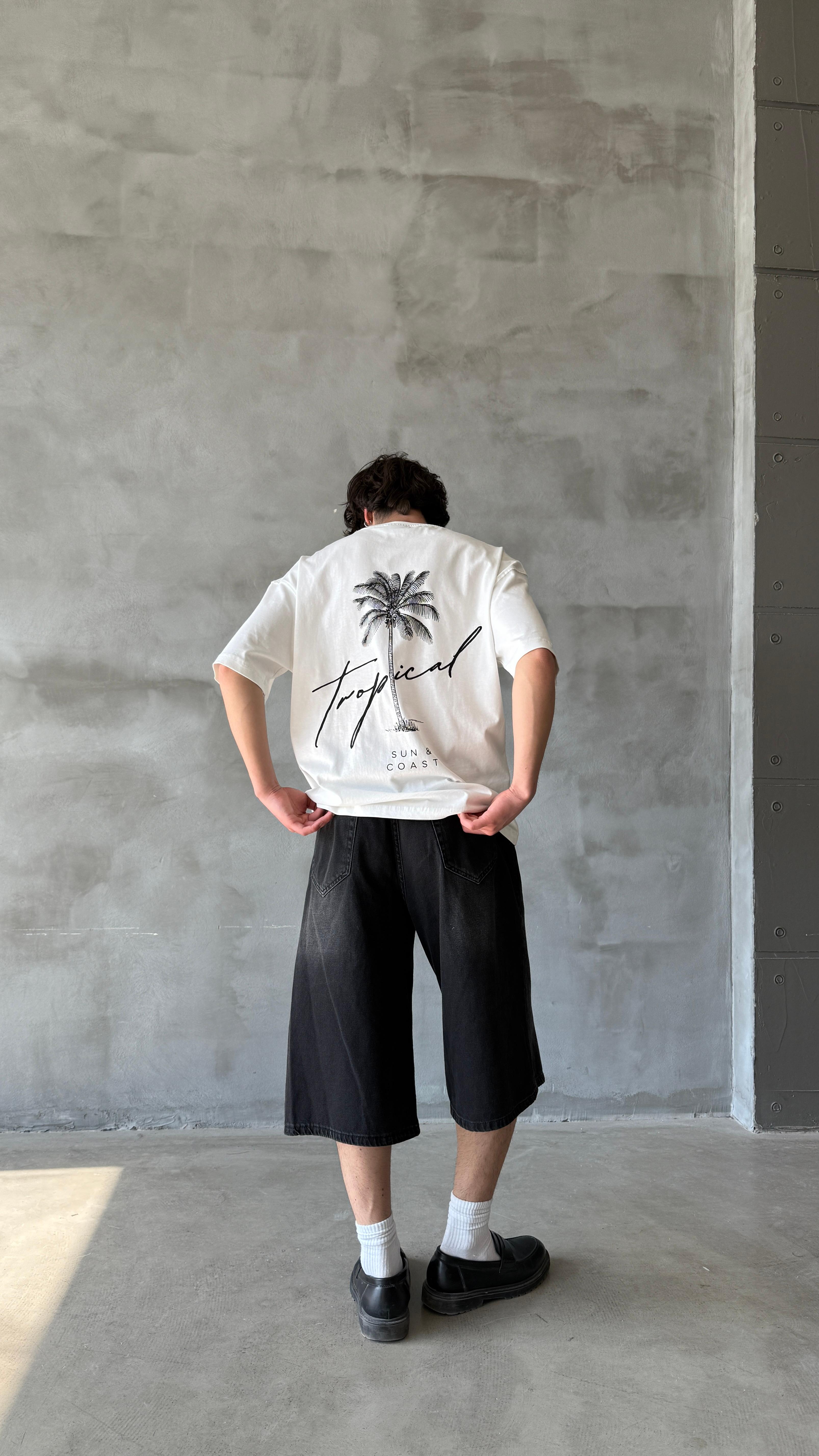 Beyaz Tropical Oversize Tişört 