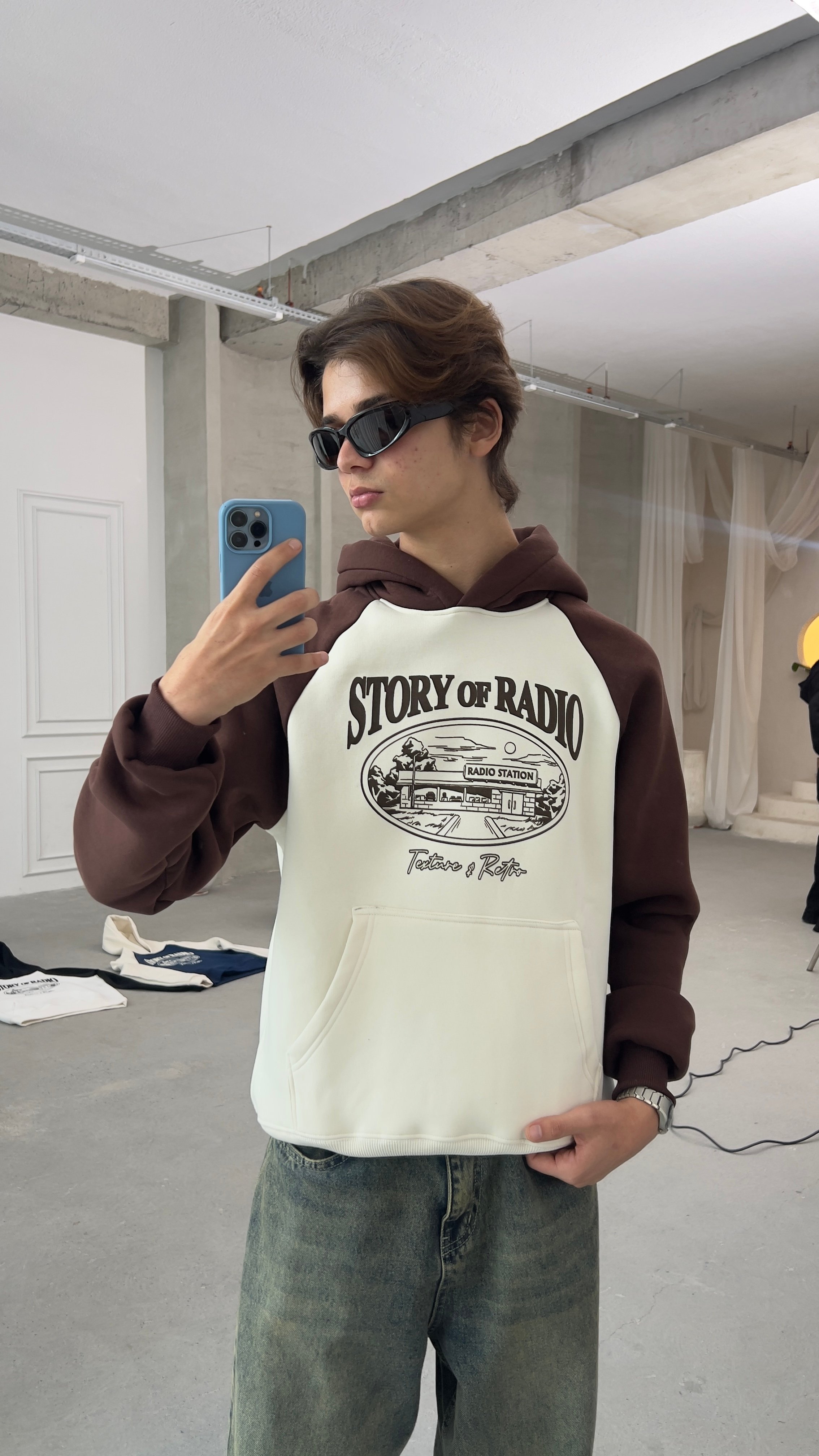 Brown Story Of Radio Oversize Hoodie 