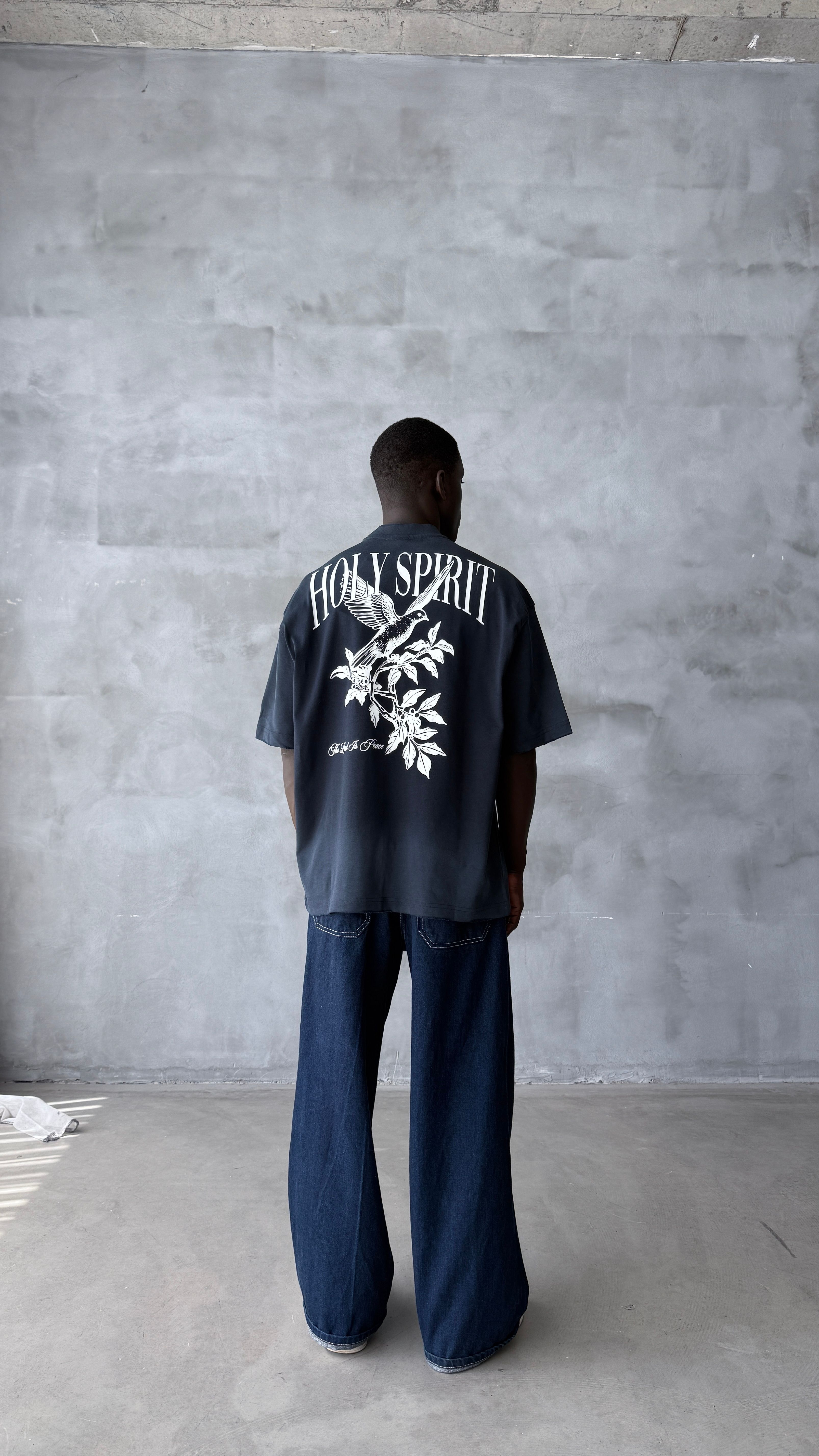 Holy Sprit Lacivert Yıkamalı Oversize Tişört 