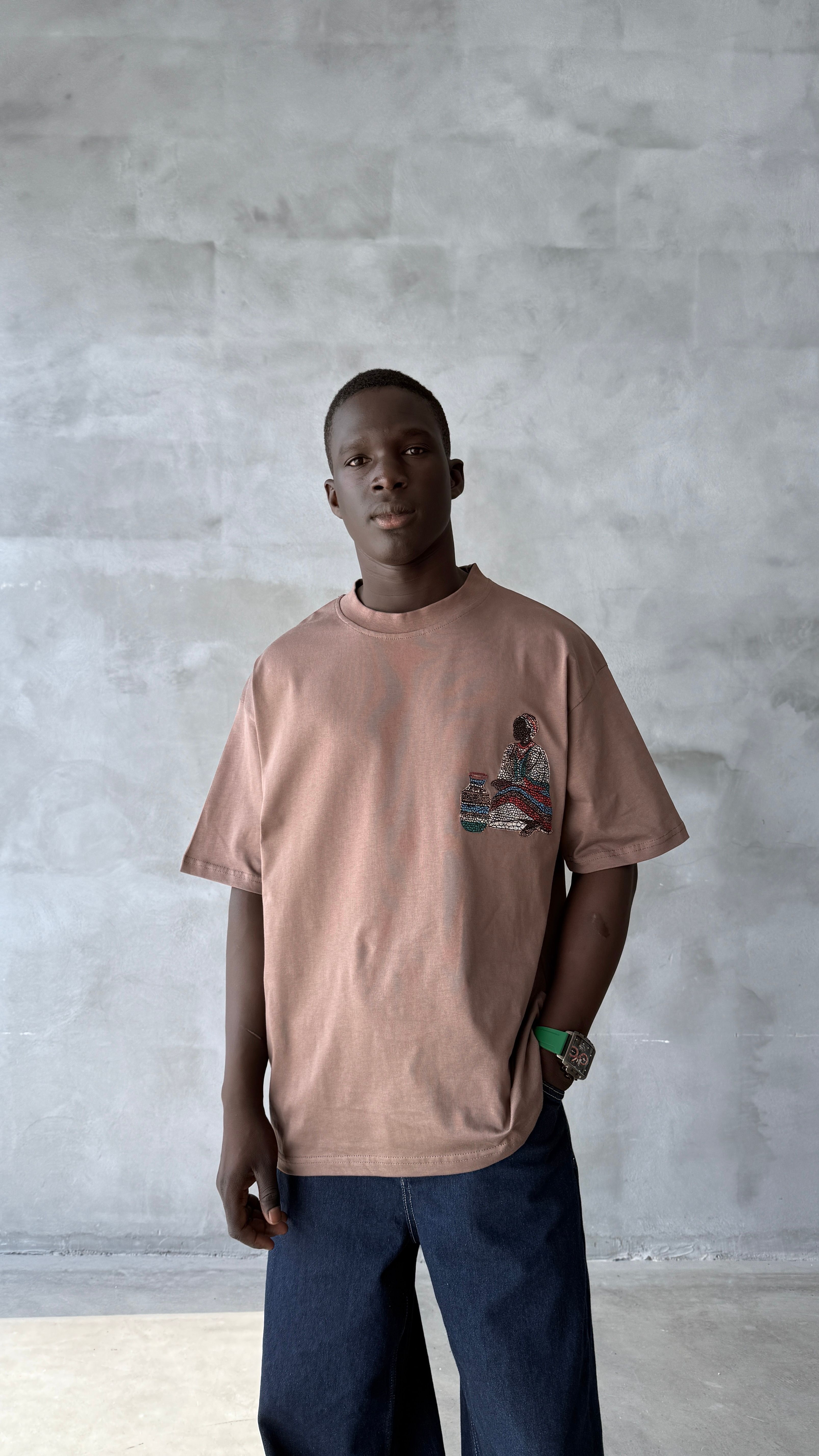 Kahve Arabic Nakış İşlemeli Oversize Tişört 