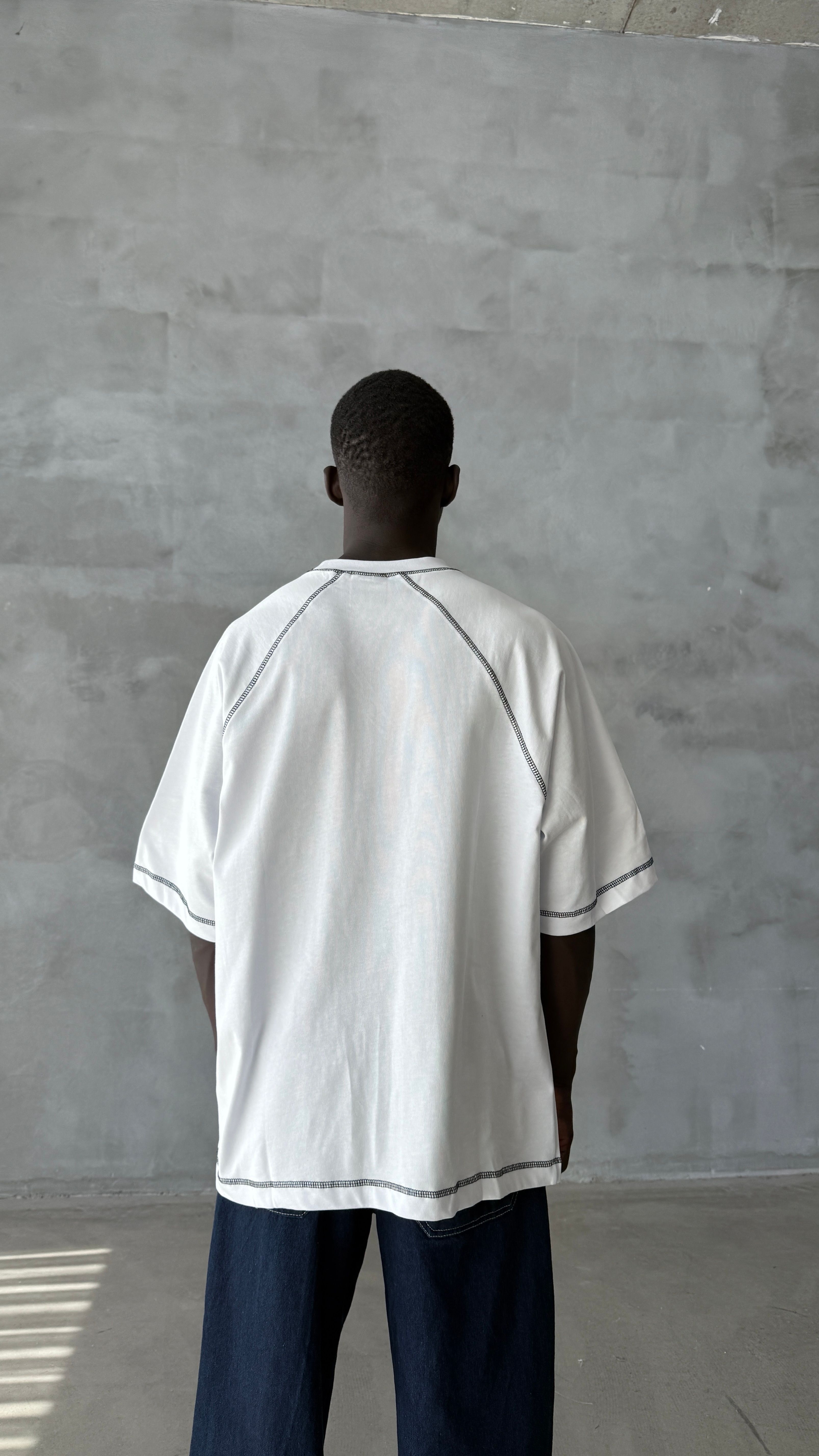 Beyaz Youth Karyoka İşlemeli Oversize Tişört 