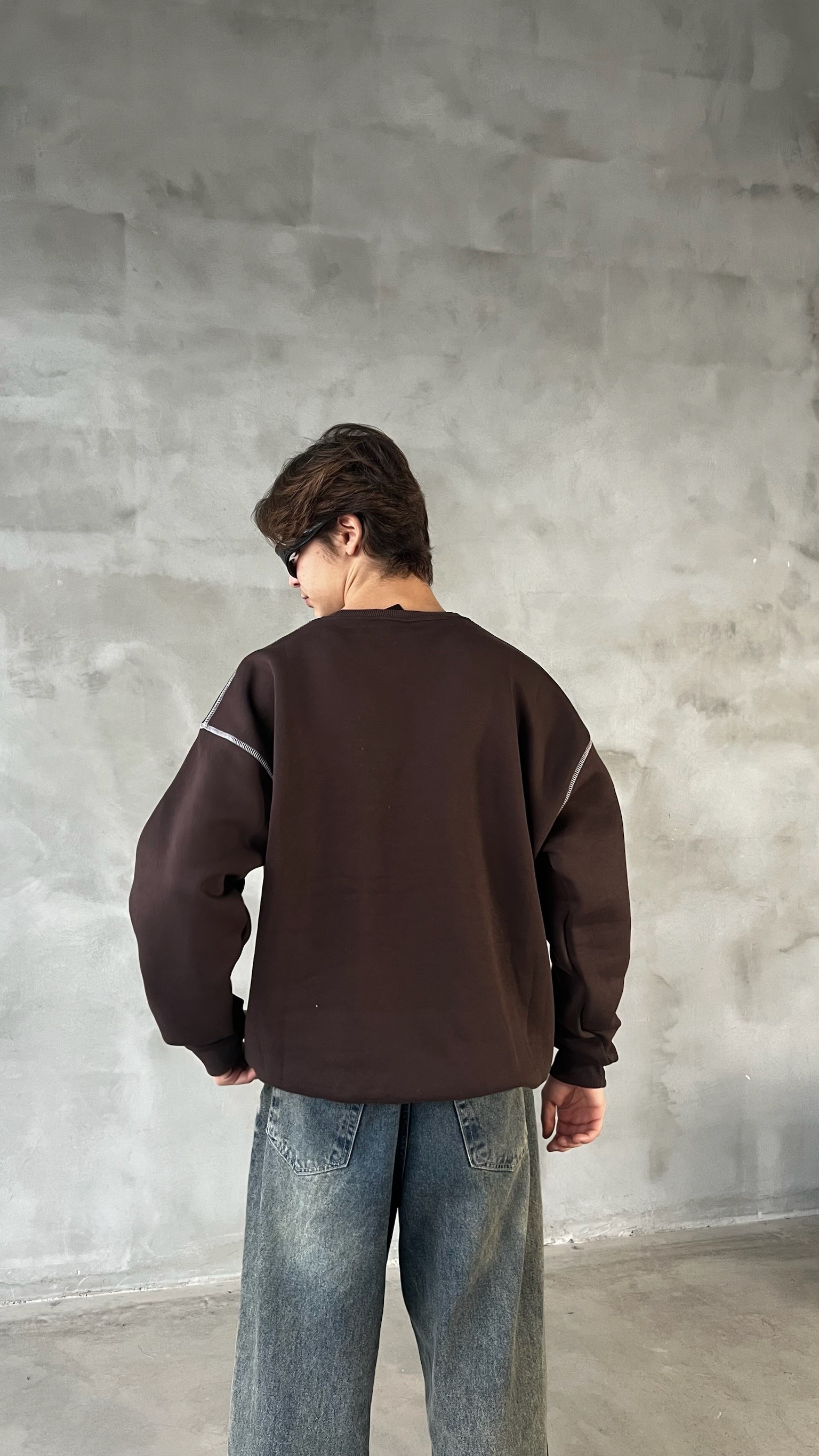 Kahverengi Product Ters Dikiş Detay Oversize Sweatshirt 