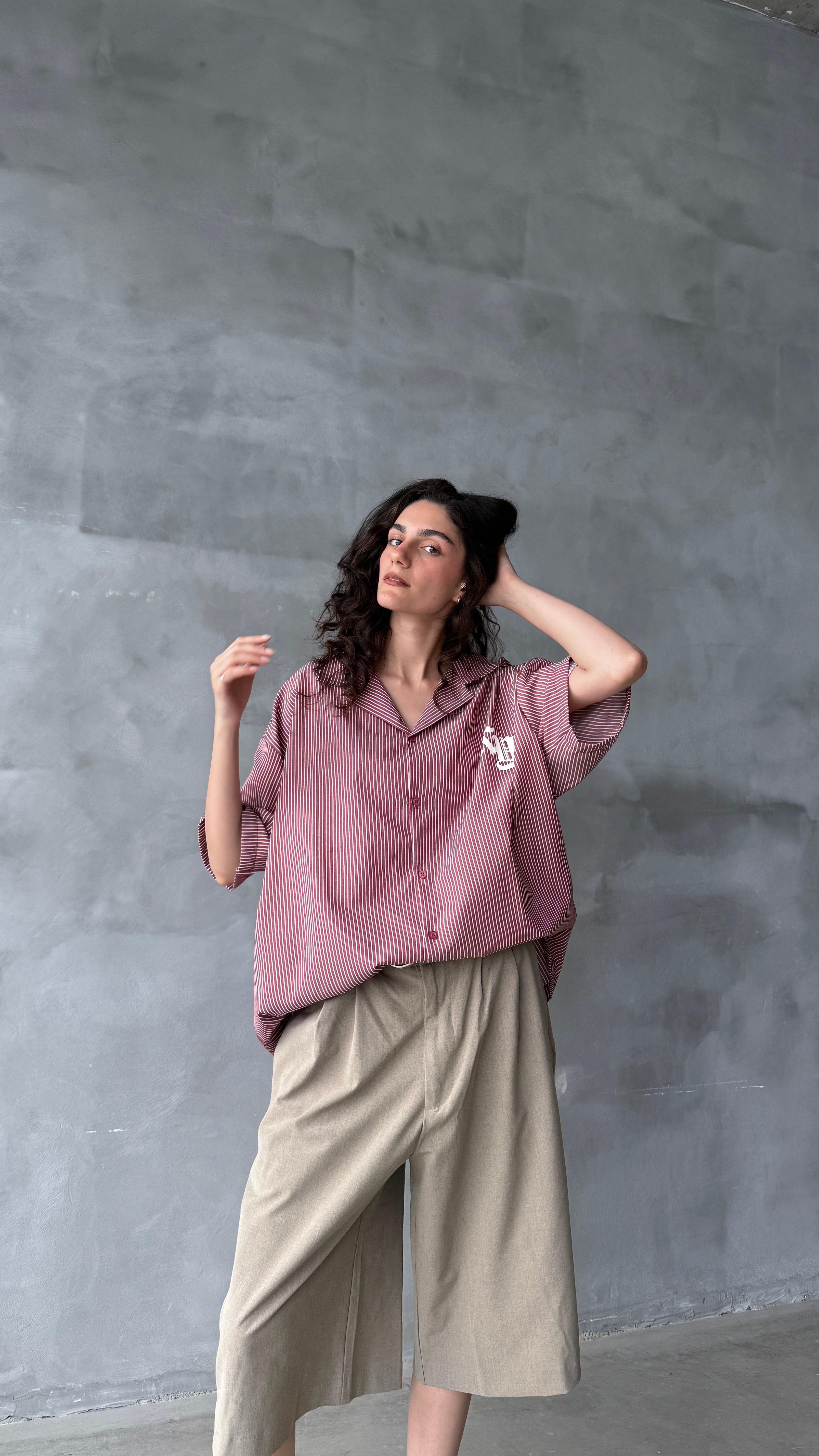 Bordo NYC Çizgili Oversize Gömlek 