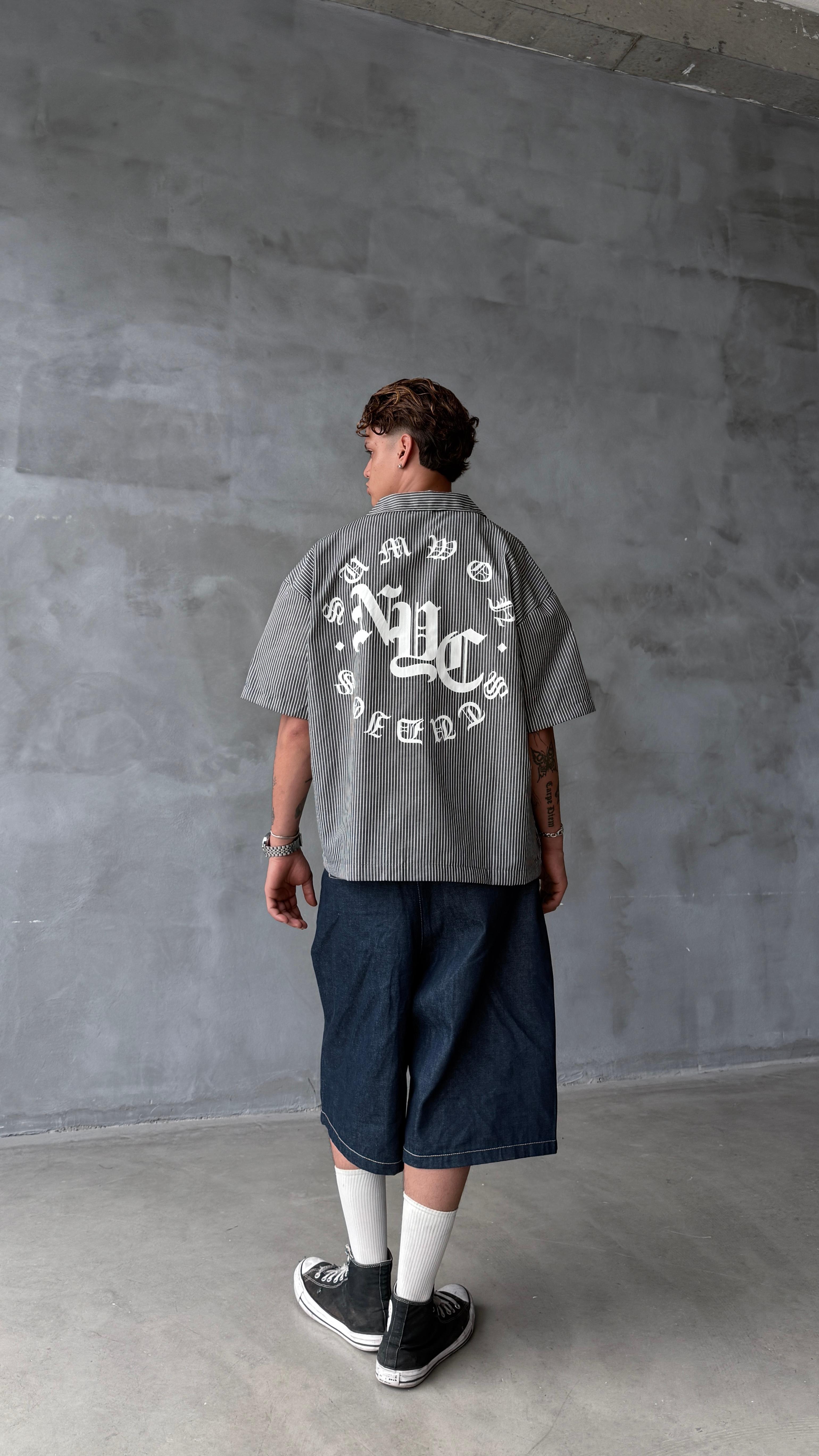 Siyah NYC Çizgili Oversize Gömlek
