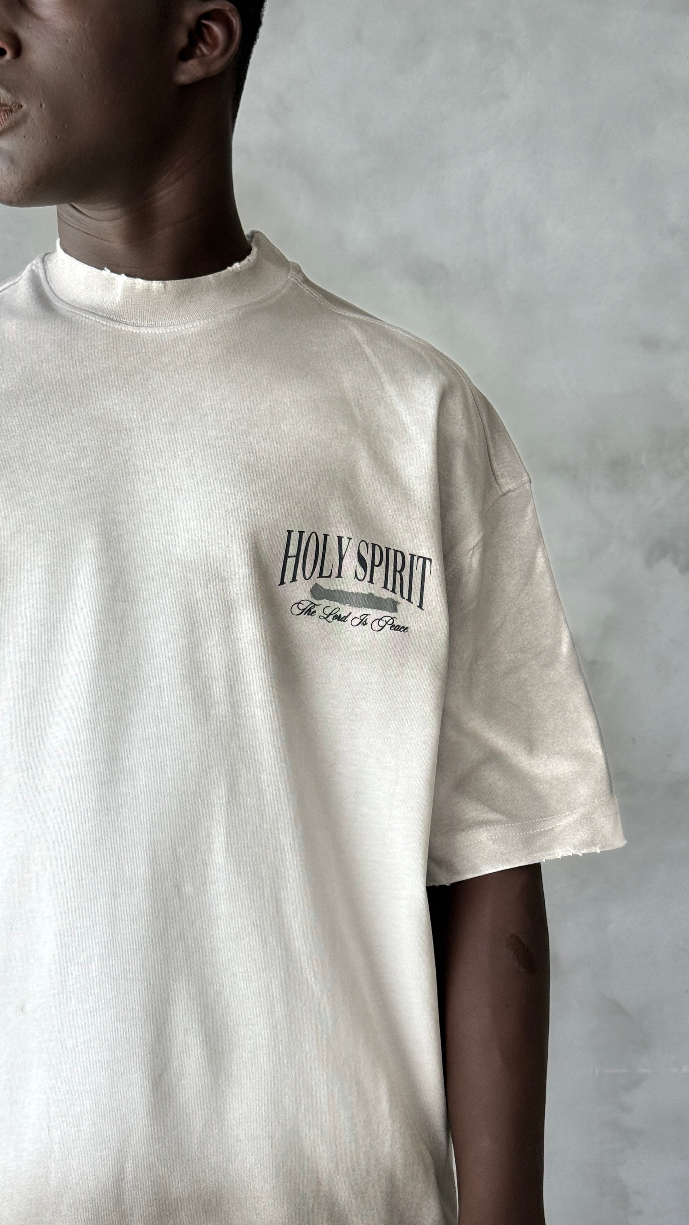 Holy Sprit Beyaz Yıkamalı Oversize Tişört 