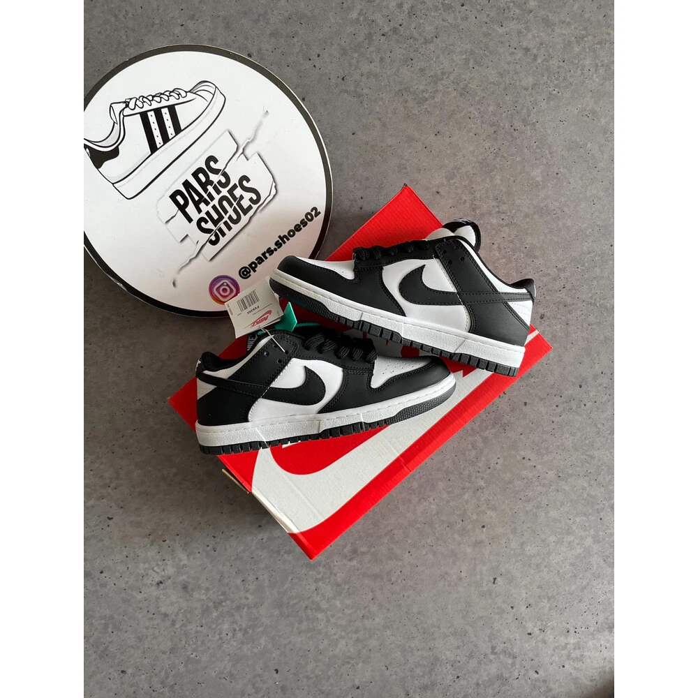 Nike Dunk Low 'Panda'