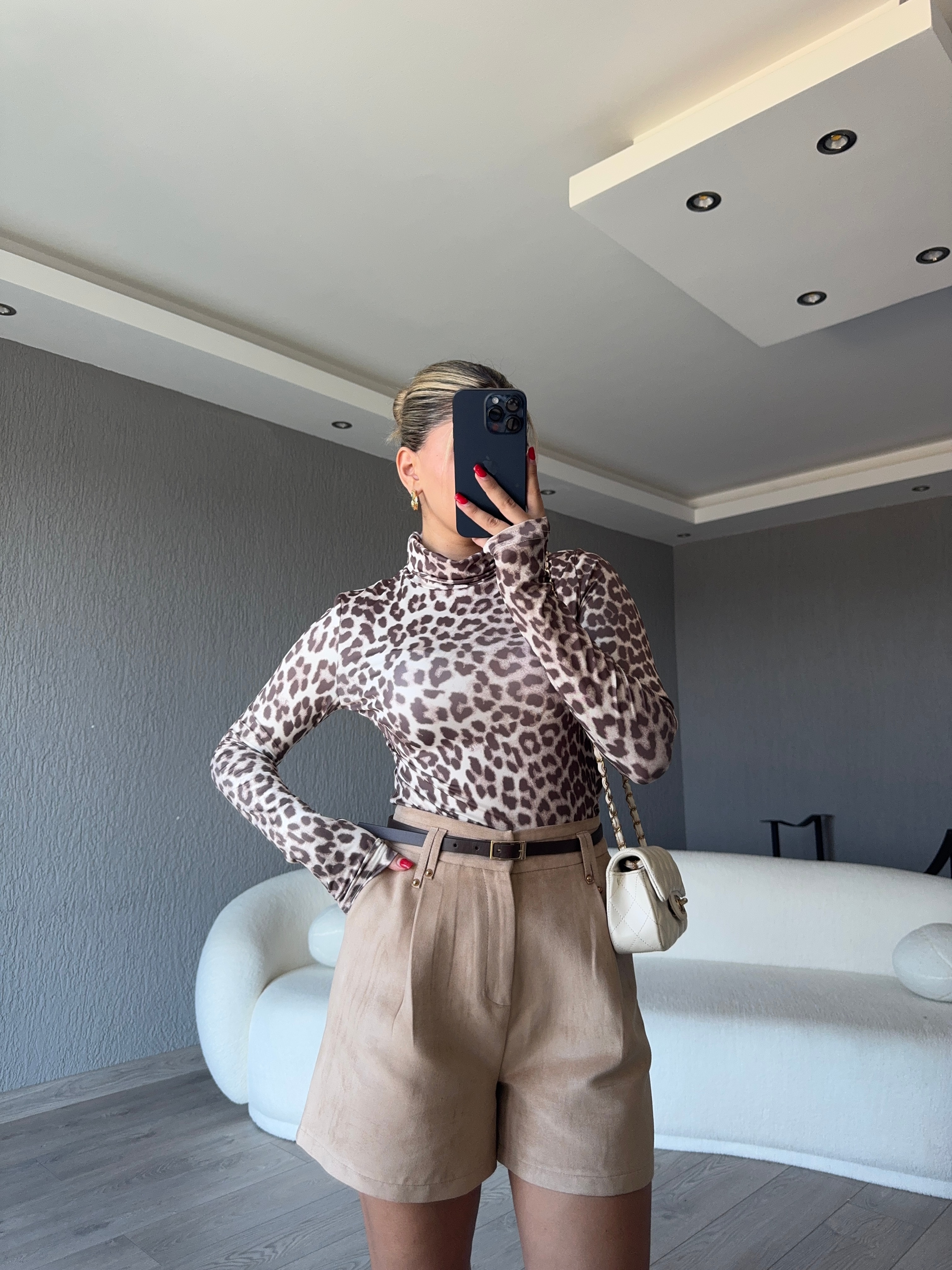 LEOPAR DESENLİ BALIKÇI YAKA BLUZ 