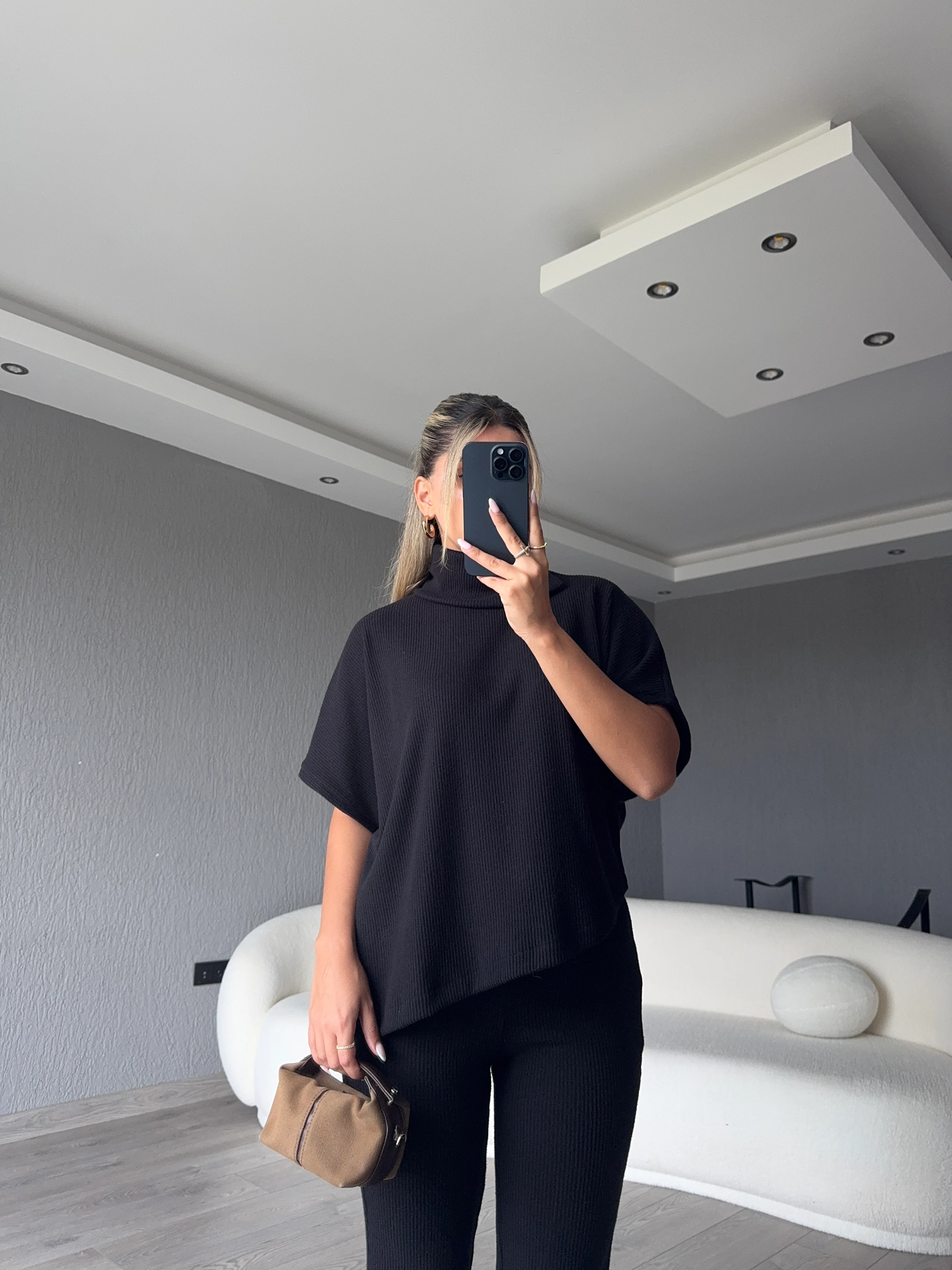 ASİMETRİK KESİM BOĞAZLI KAZAK PANTOLON TAKIM - Siyah