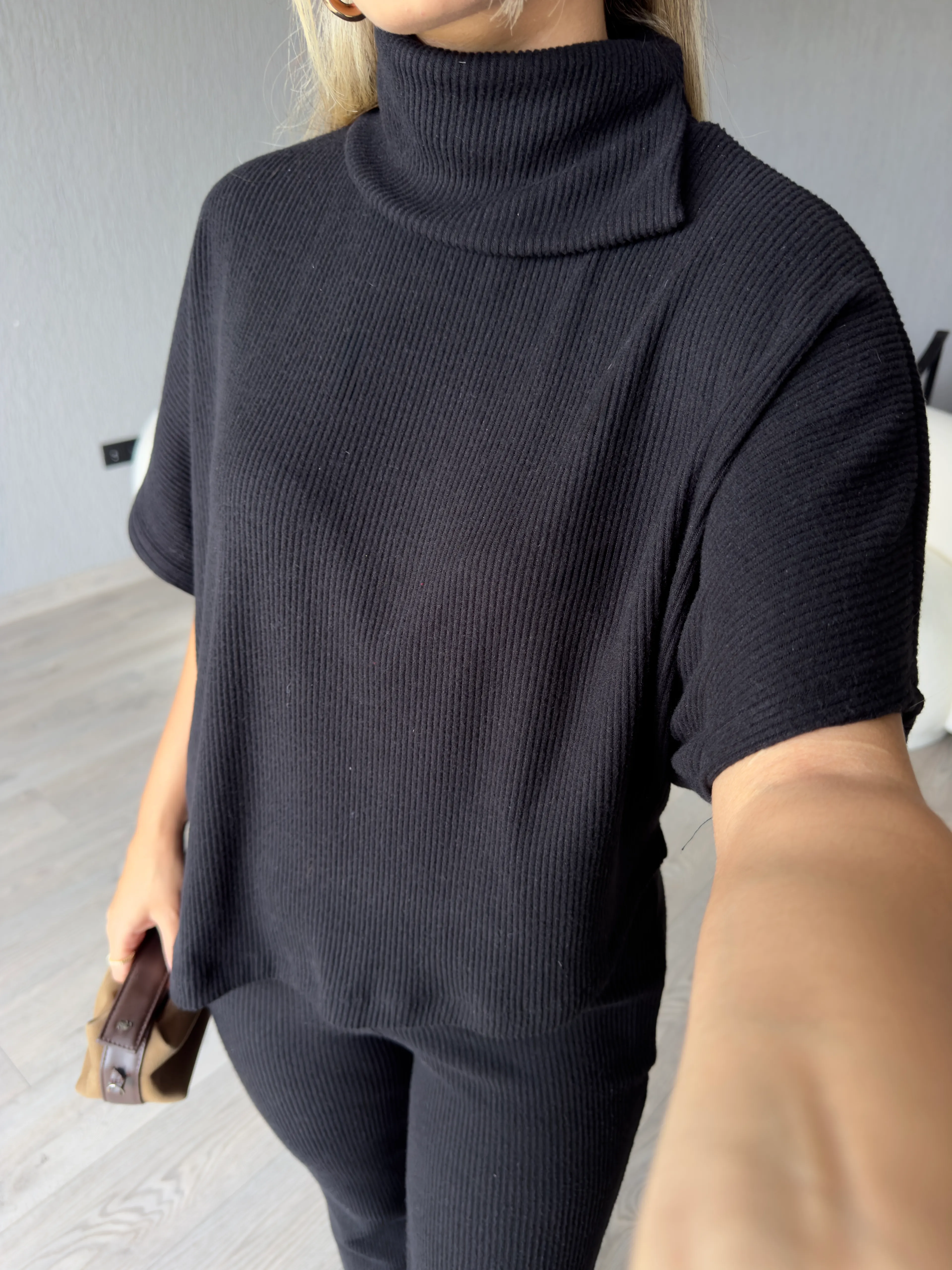 ASİMETRİK KESİM BOĞAZLI KAZAK PANTOLON TAKIM