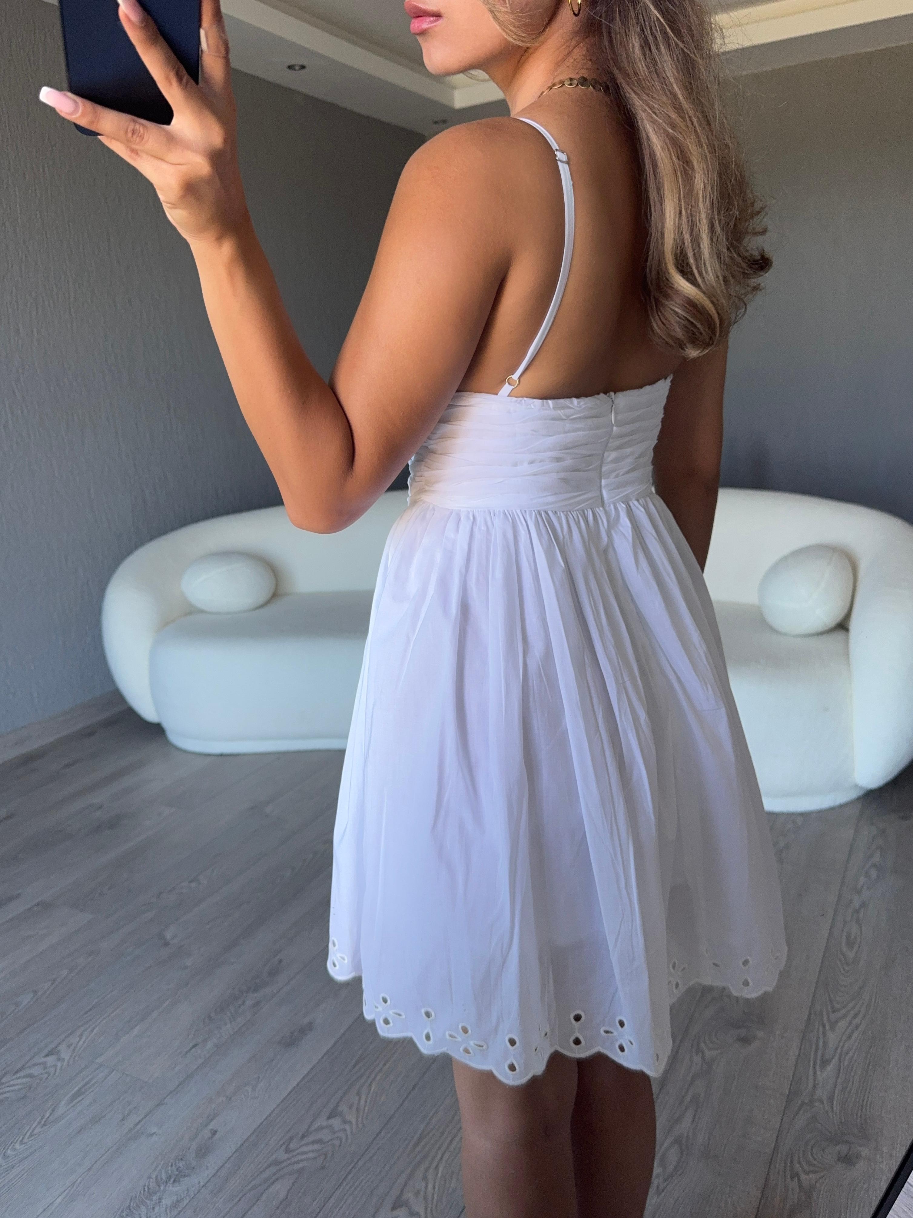 KIRIŞIK DOKULU ASKILI MİNİ ELBİSE