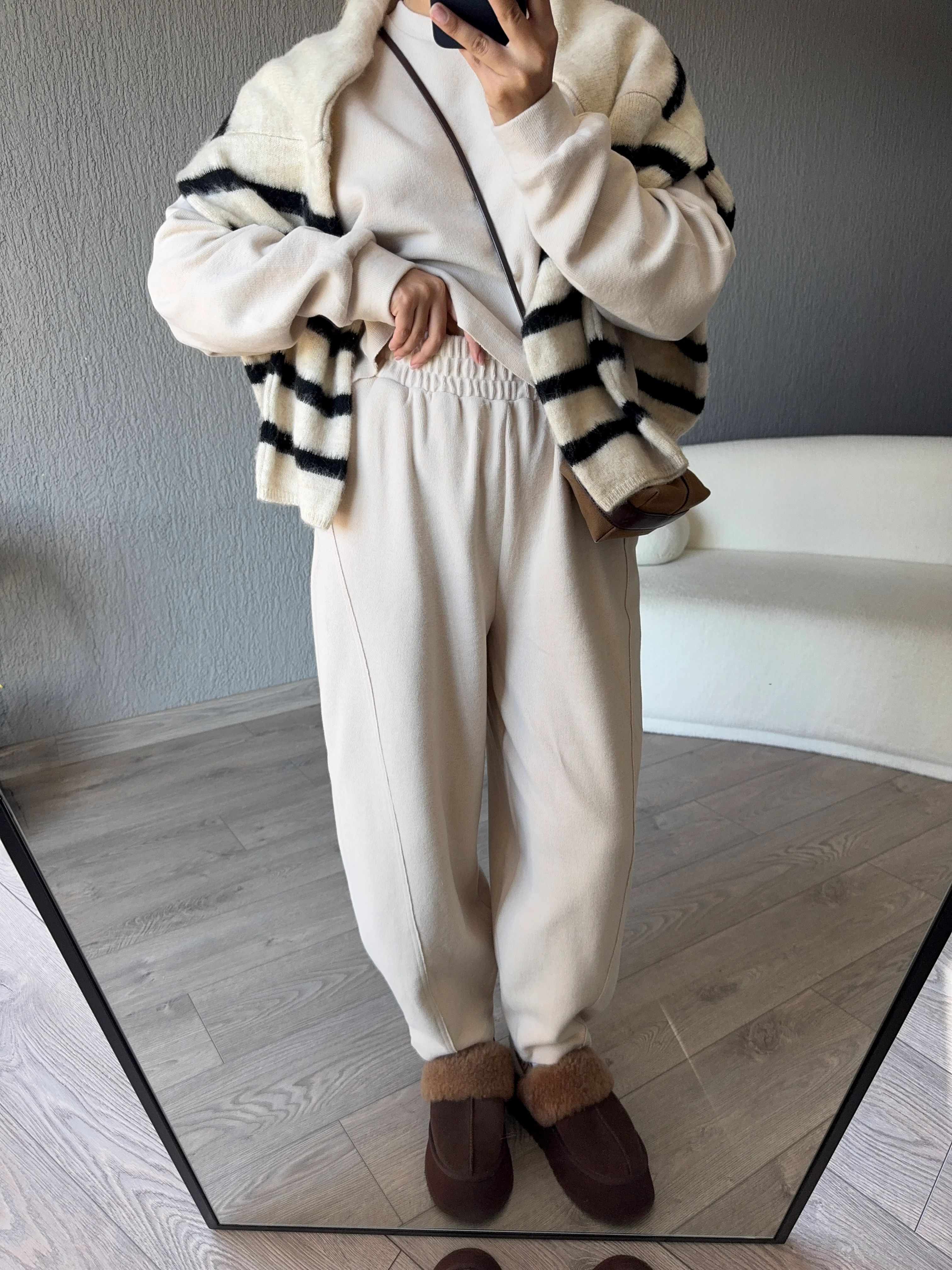 KADİFE DOKULU ALT ÜST TAKIM