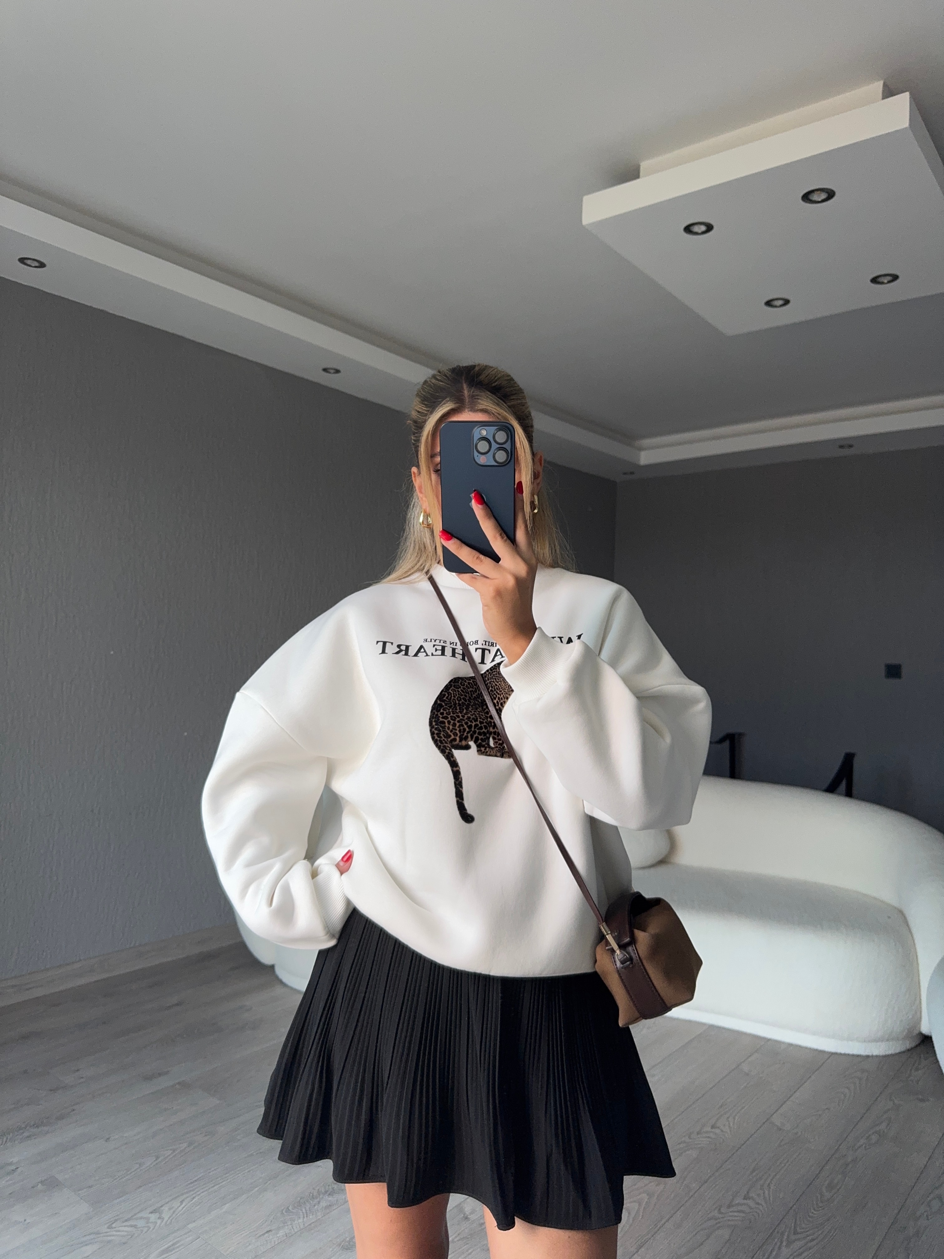 OVERSİZE ŞARDONLU LEOPAR DESENLİ SWEATSHİRT